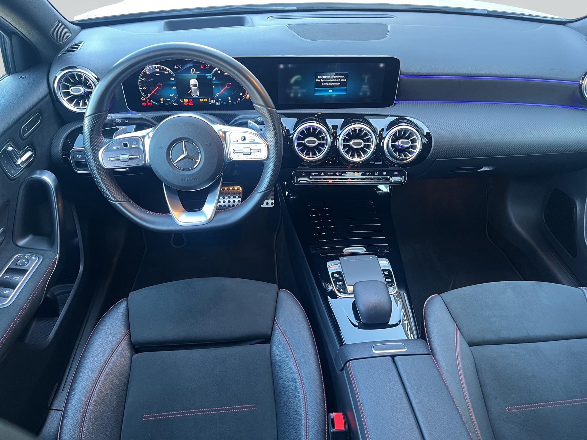 MERCEDES-BENZ A 250 AMG Line 4Matic - 9