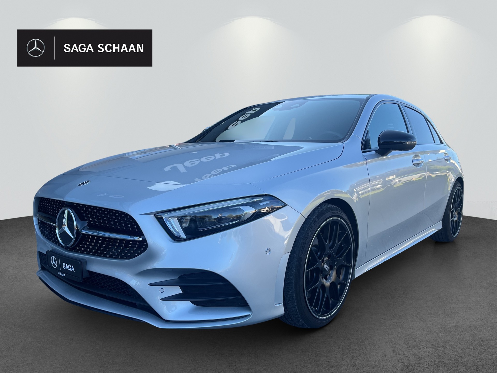 MERCEDES-BENZ A 250 AMG Line 4Matic