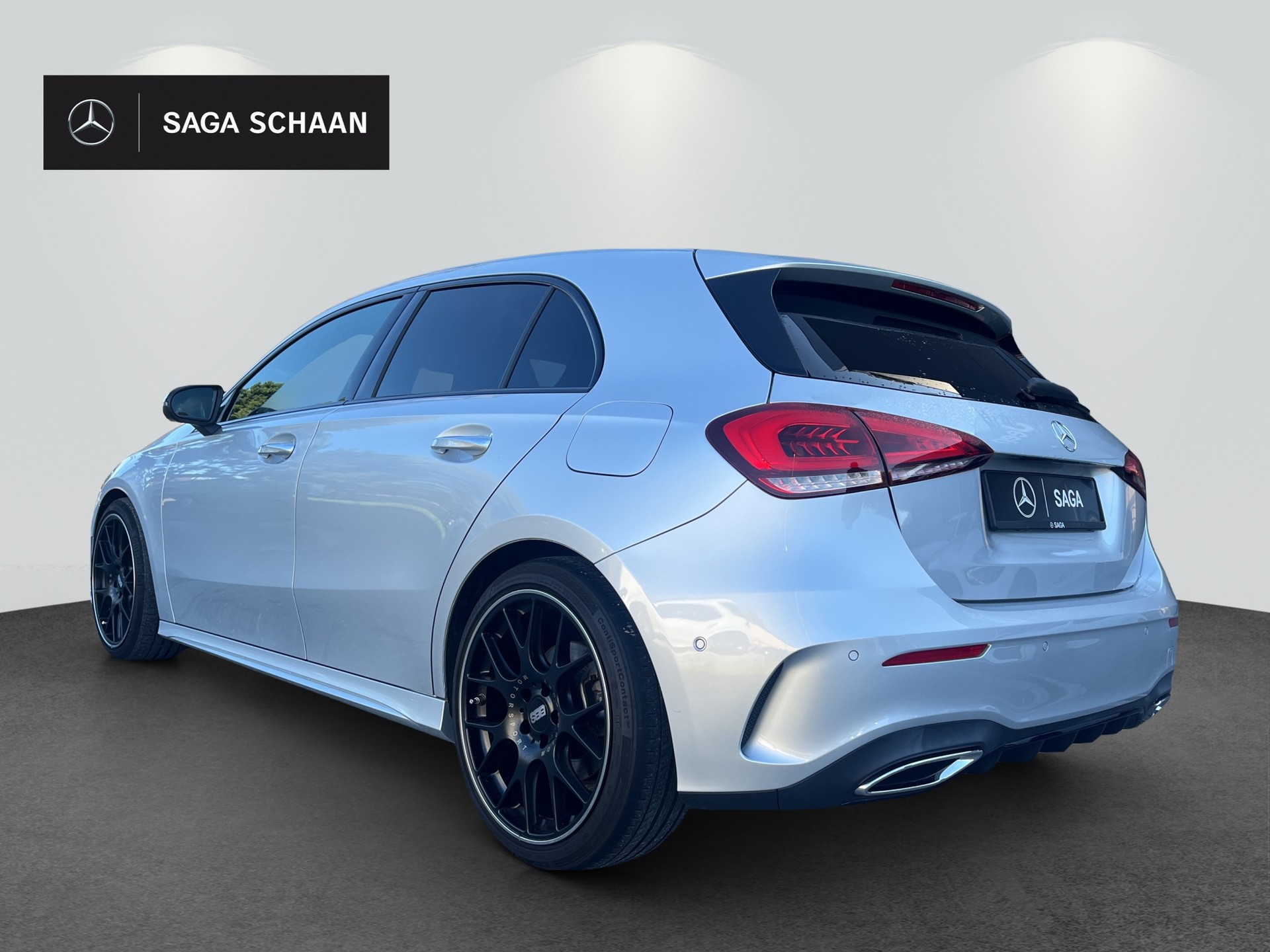 MERCEDES-BENZ A 250 AMG Line 4Matic - 4