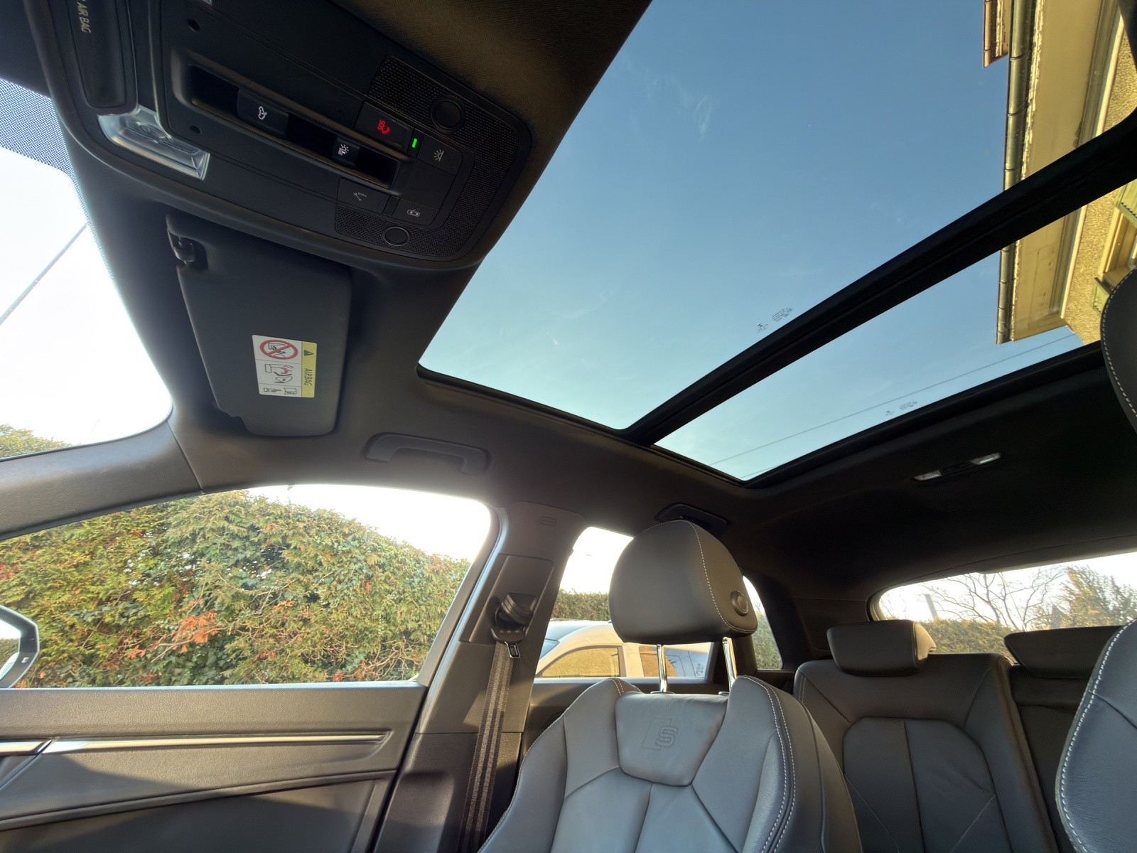 AUDI Q3 45 TFSI S line quattro S-tronic - 12