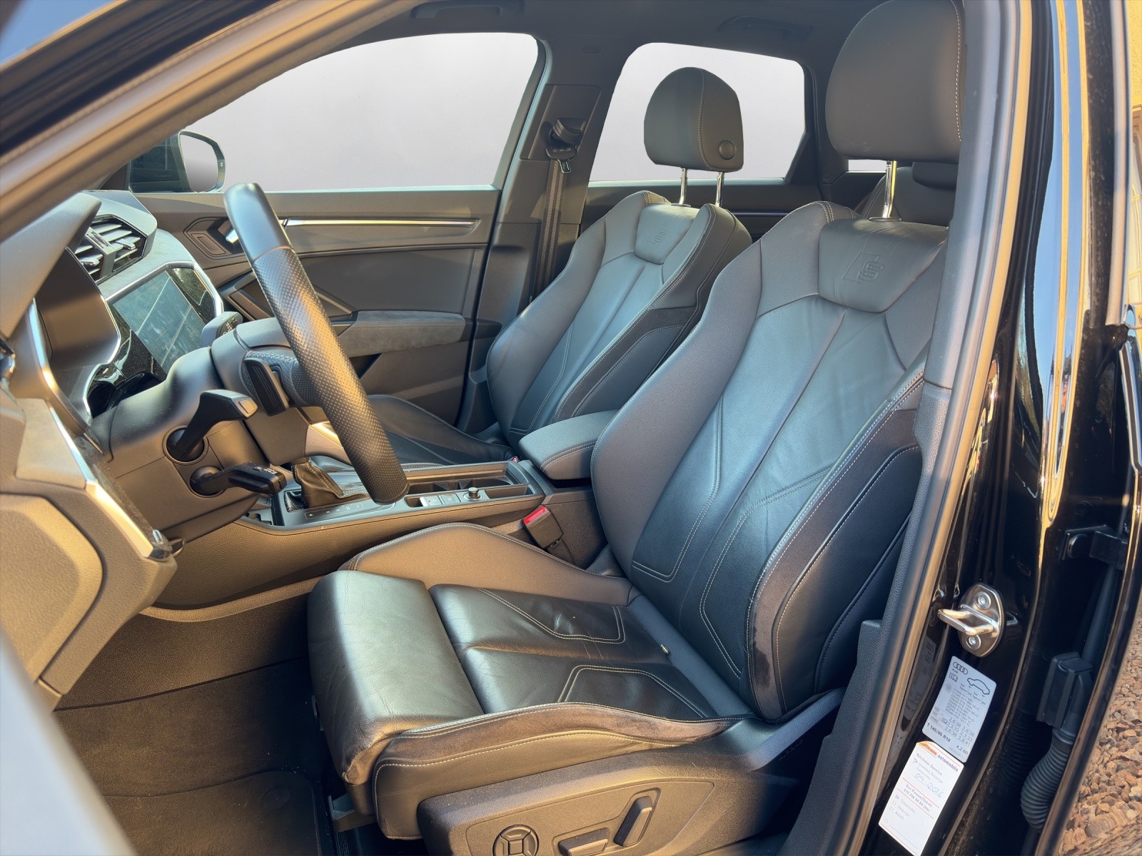 AUDI Q3 45 TFSI S line quattro S-tronic - 9