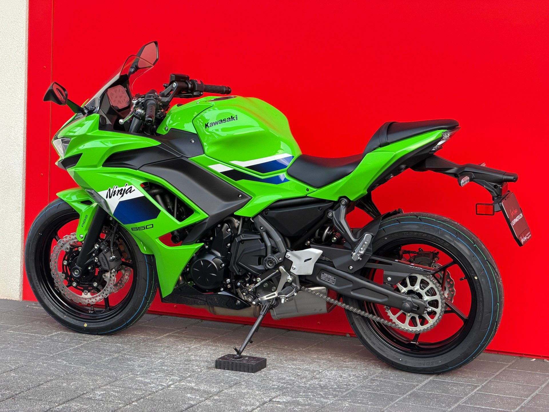 KAWASAKI Ninja 650 - 12