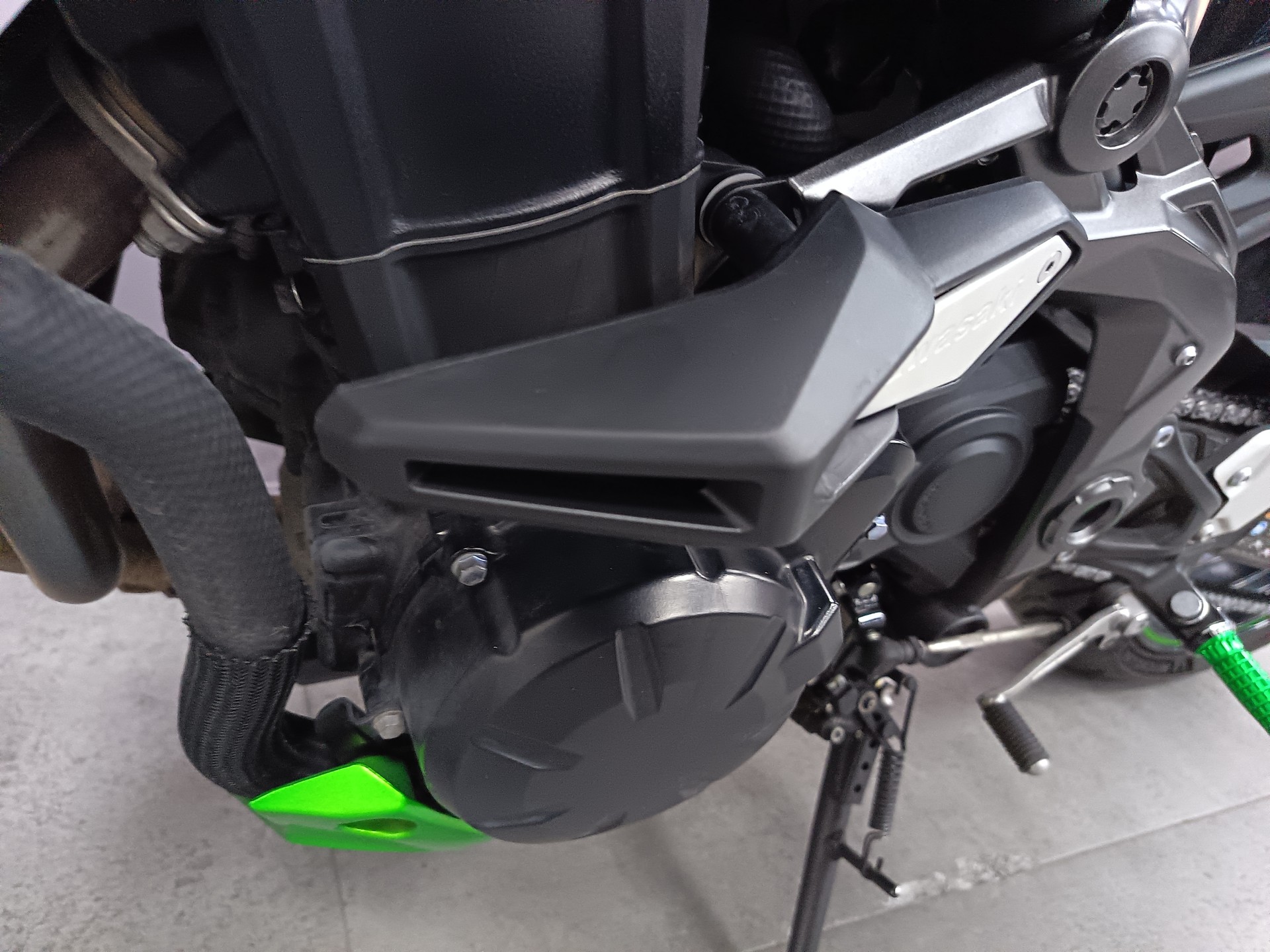 KAWASAKI Z 900 *** version SE *** - 12