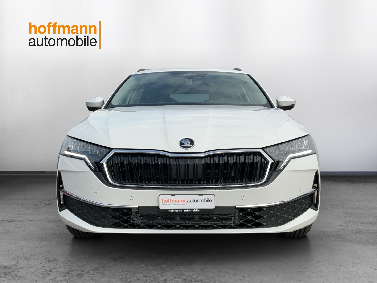 SKODA Octavia Combi 2.0 TDI DSG Selection - 2