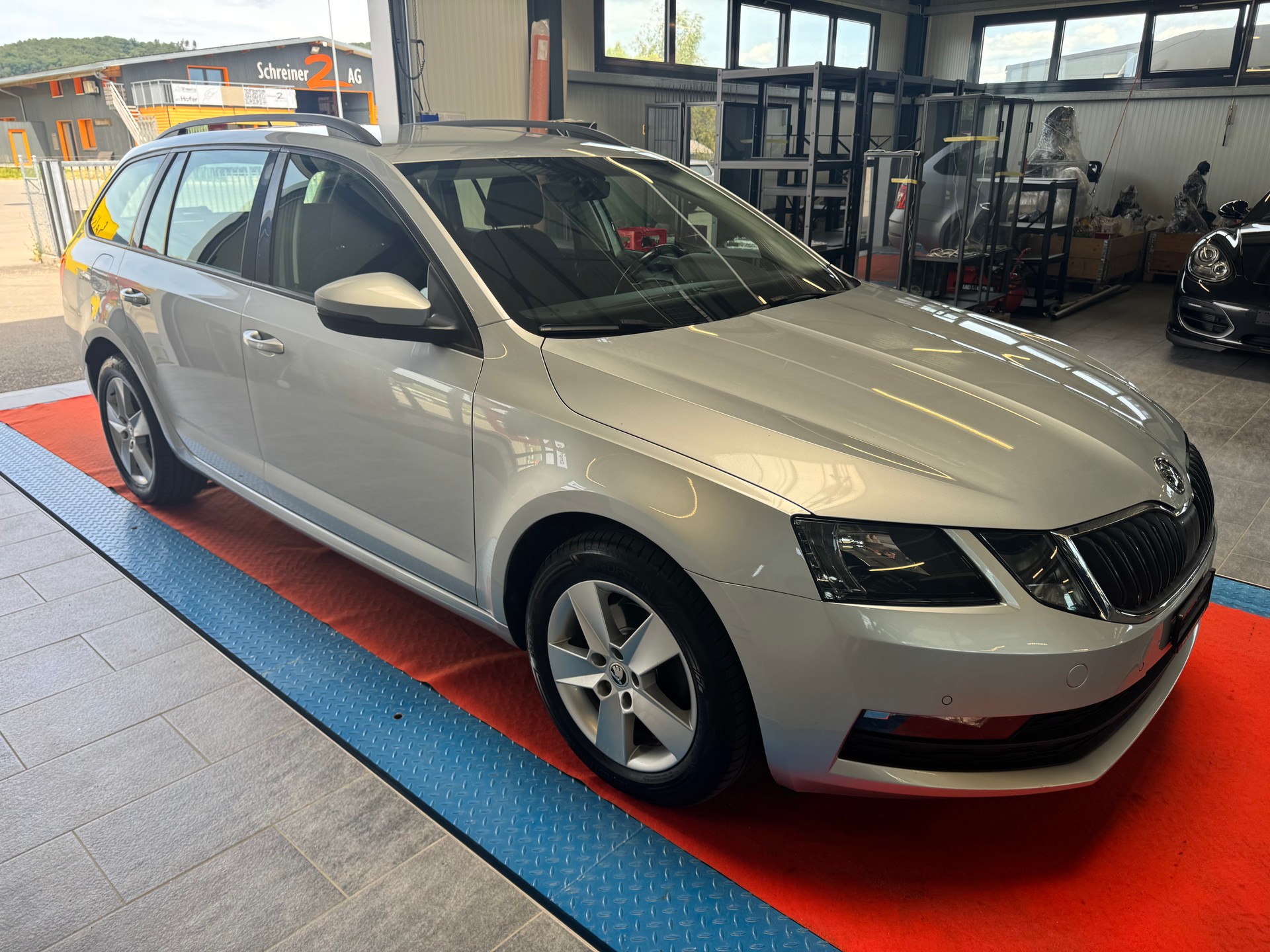 SKODA Octavia Combi 2.0 TDI Ambition 4x4 - 3