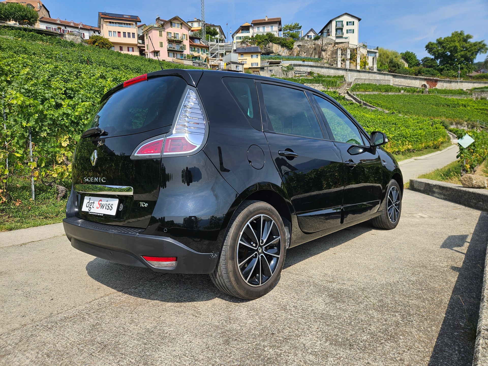 RENAULT Scénic 1.2 16V Turbo Bose Edition - 9