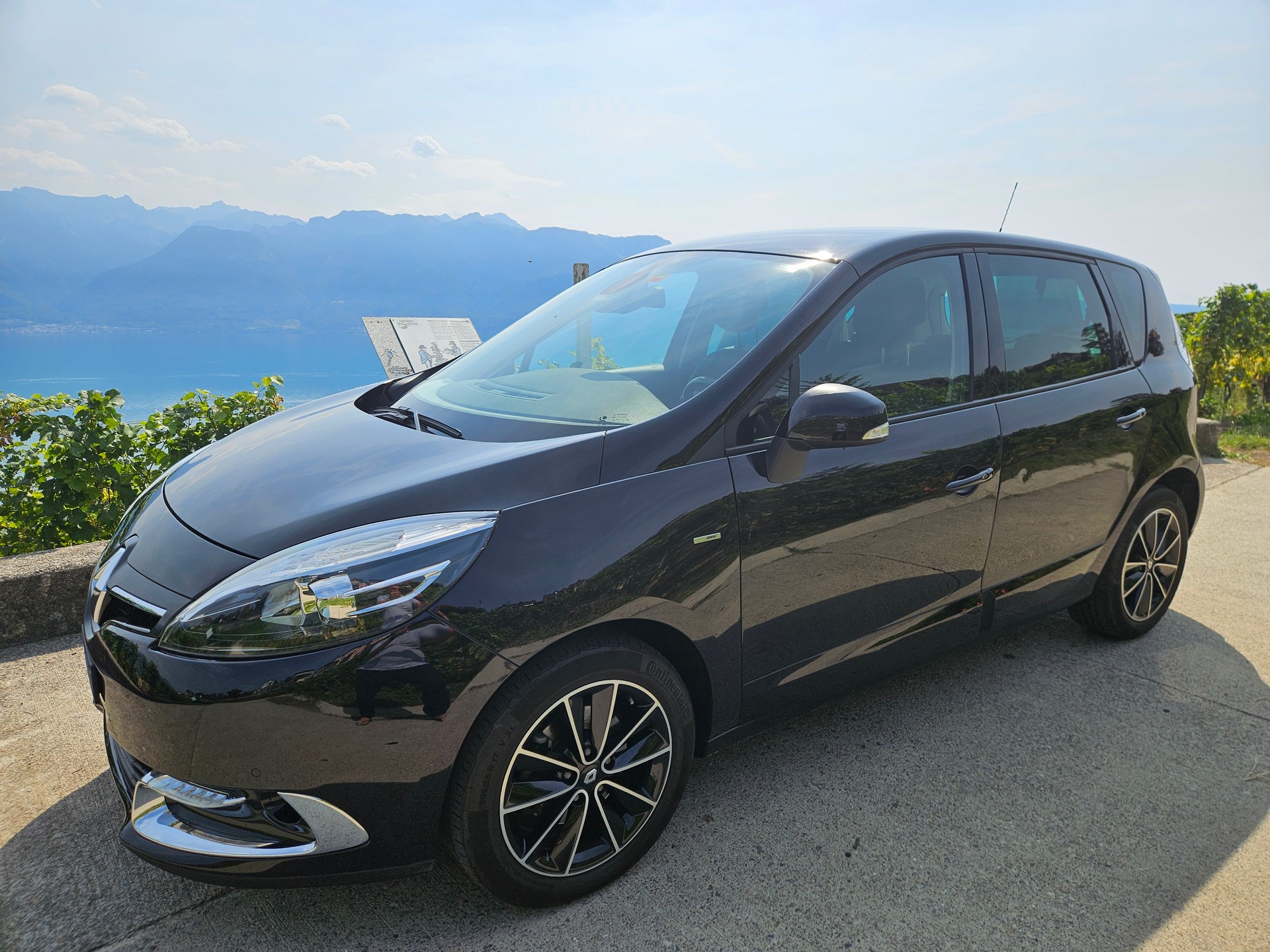RENAULT Scénic 1.2 16V Turbo Bose Edition