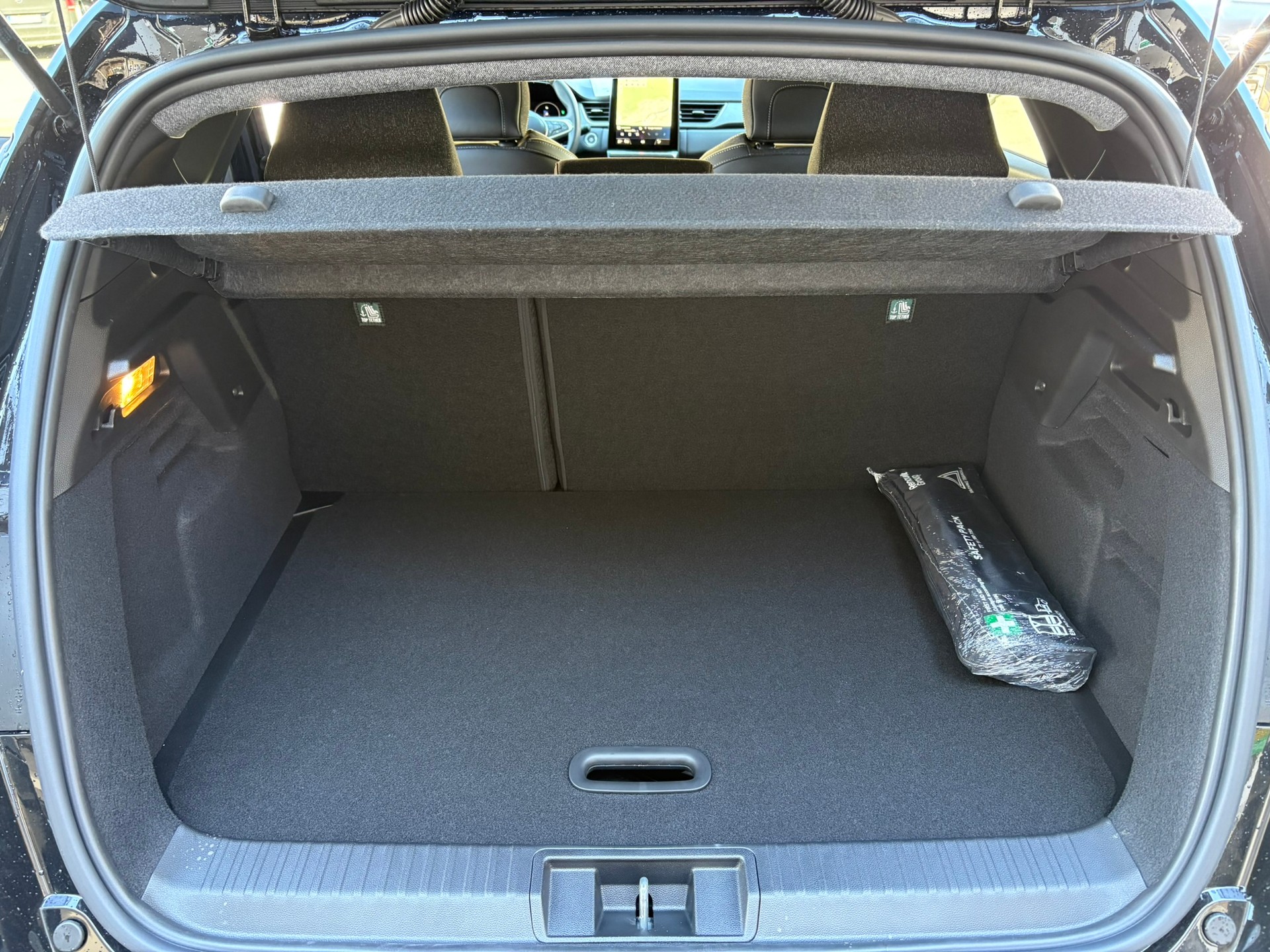 RENAULT Captur 1.8 E-Techno 160 - 12