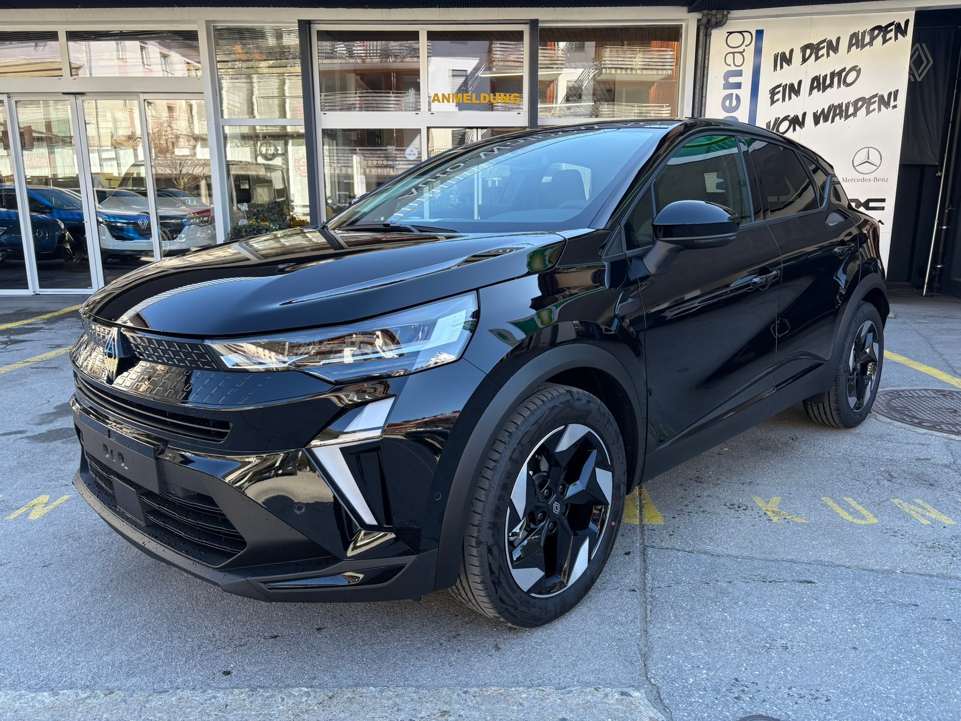 RENAULT Captur 1.8 E-Techno 160