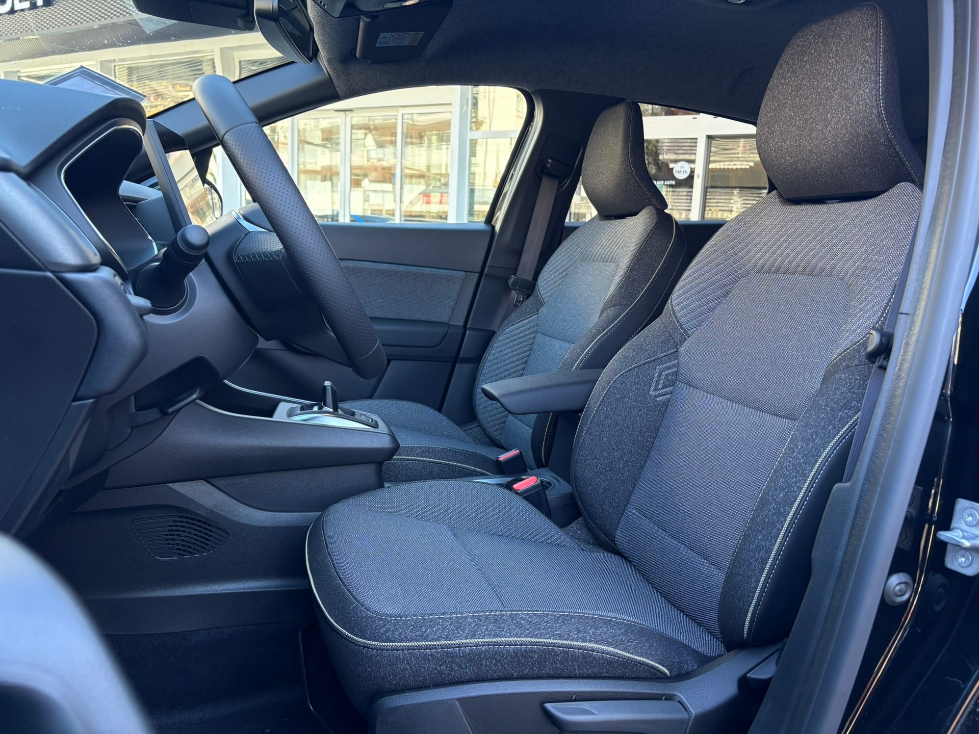 RENAULT Captur 1.8 E-Techno 160 - 7