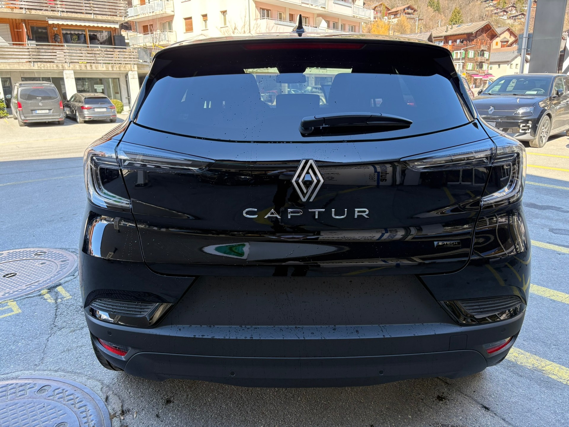 RENAULT Captur 1.8 E-Techno 160 - 4