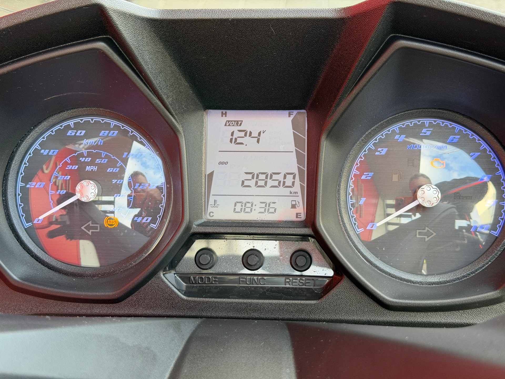 KYMCO Downtown 125 i ABS - 10