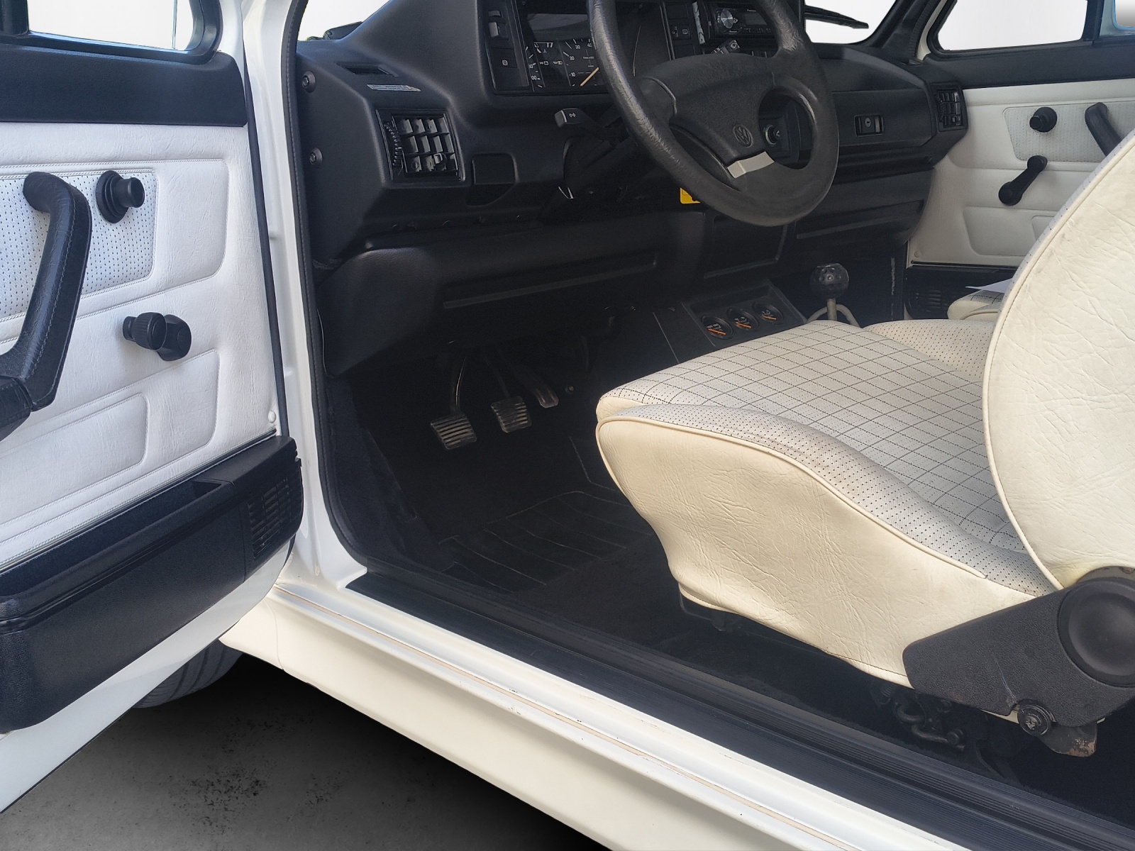VW Golf Cabriolet 1800 (GL) - 10
