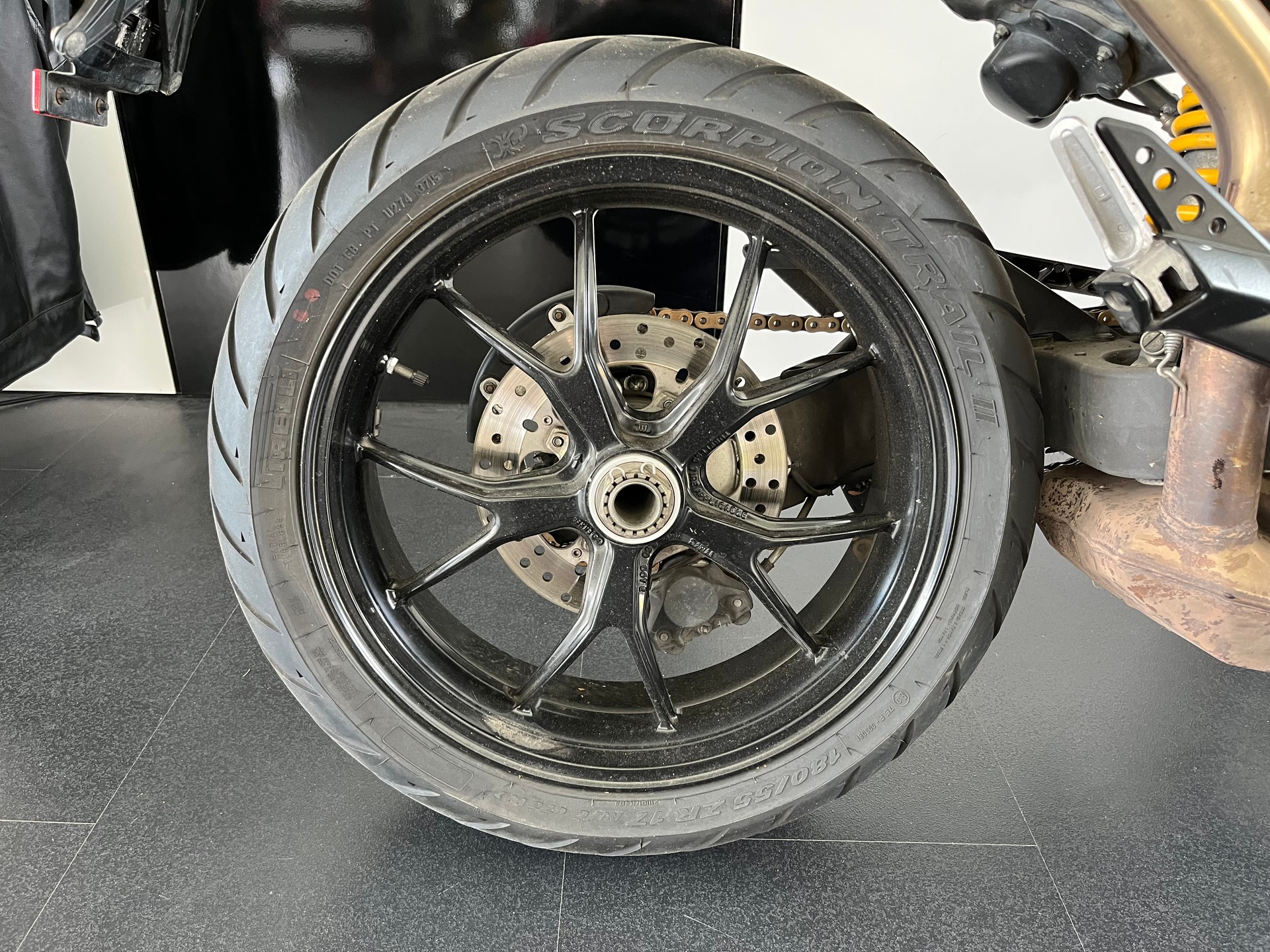 DUCATI Hypermotard 796 - 4