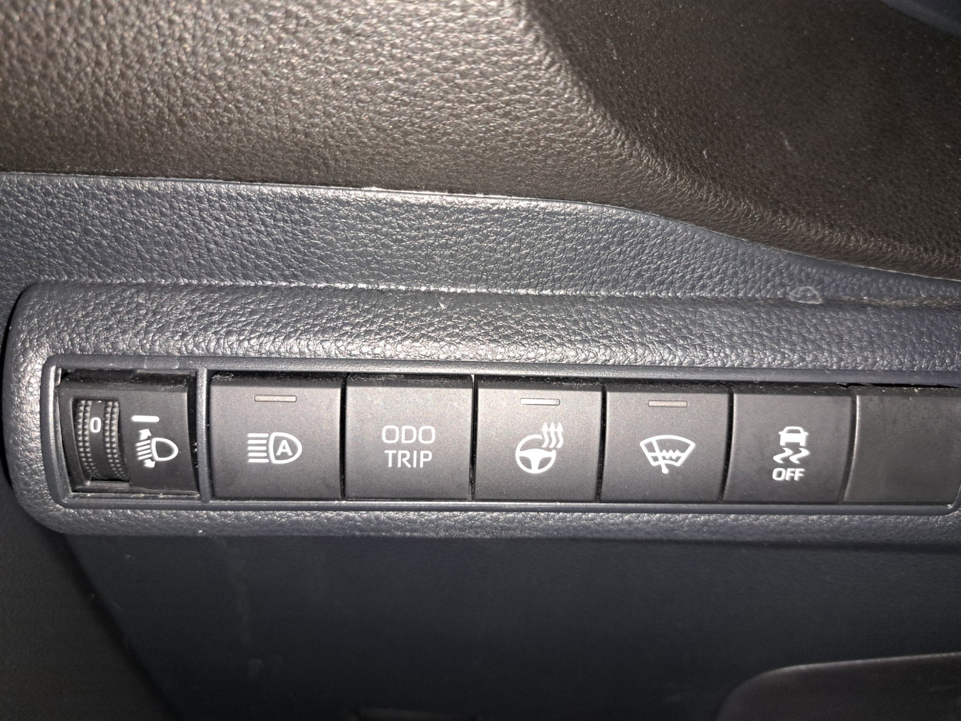 TOYOTA Corolla Touring Sports 1.8 HSD Comfort e-CVT - 15