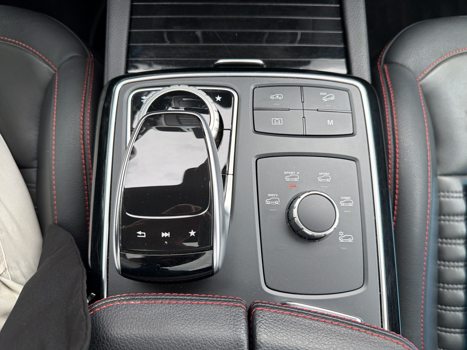 MERCEDES-BENZ GLE Coupé 43 AMG 4Matic - 26