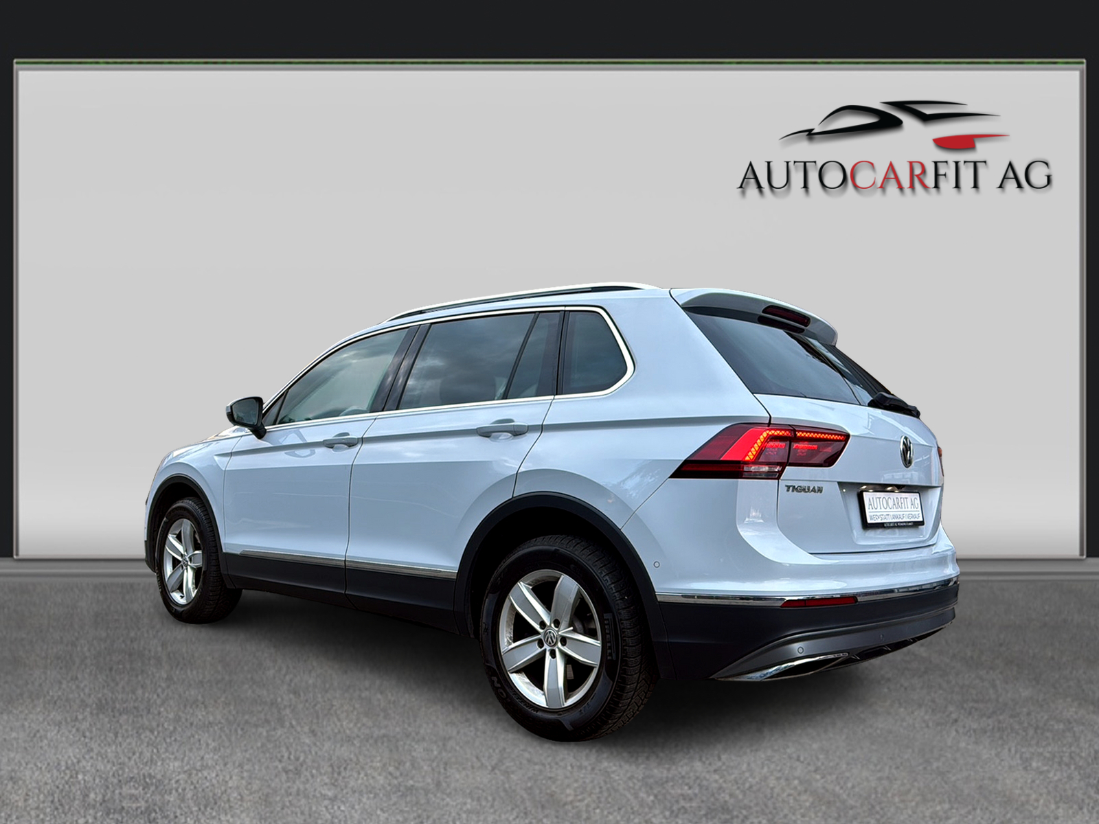 VW Tiguan 2.0TSI Highline 4Motion DSG - 5