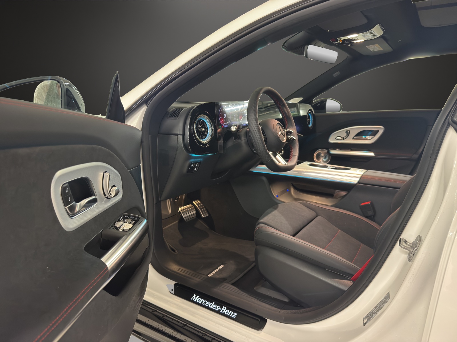 MERCEDES-BENZ CLA 200 8G-DCT 4Matic - 10