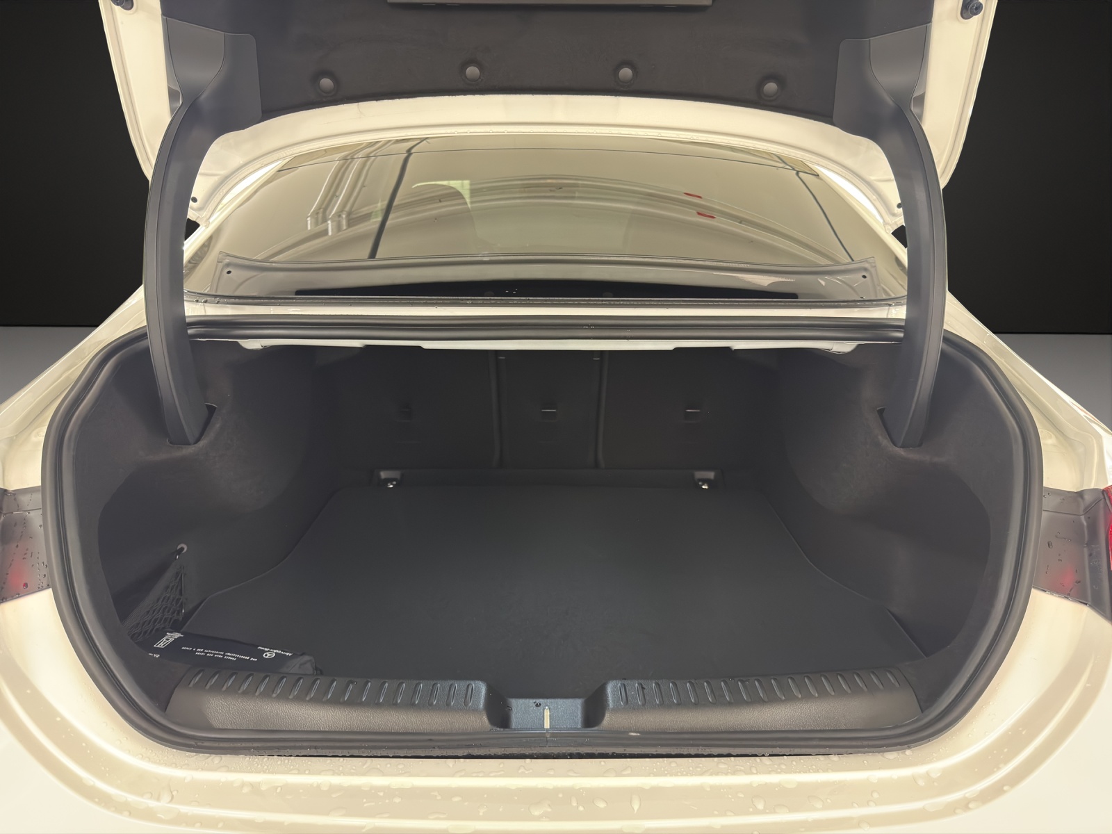 MERCEDES-BENZ CLA 200 8G-DCT 4Matic - 17