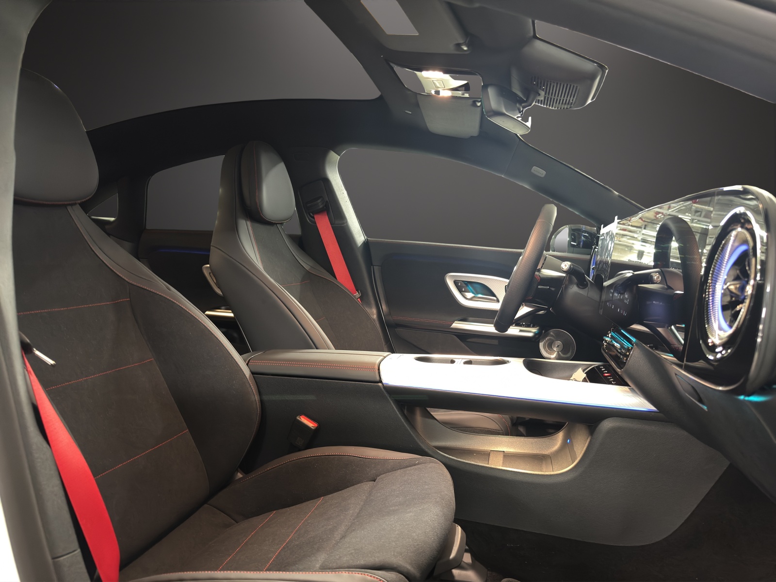 MERCEDES-BENZ CLA 200 8G-DCT 4Matic - 15