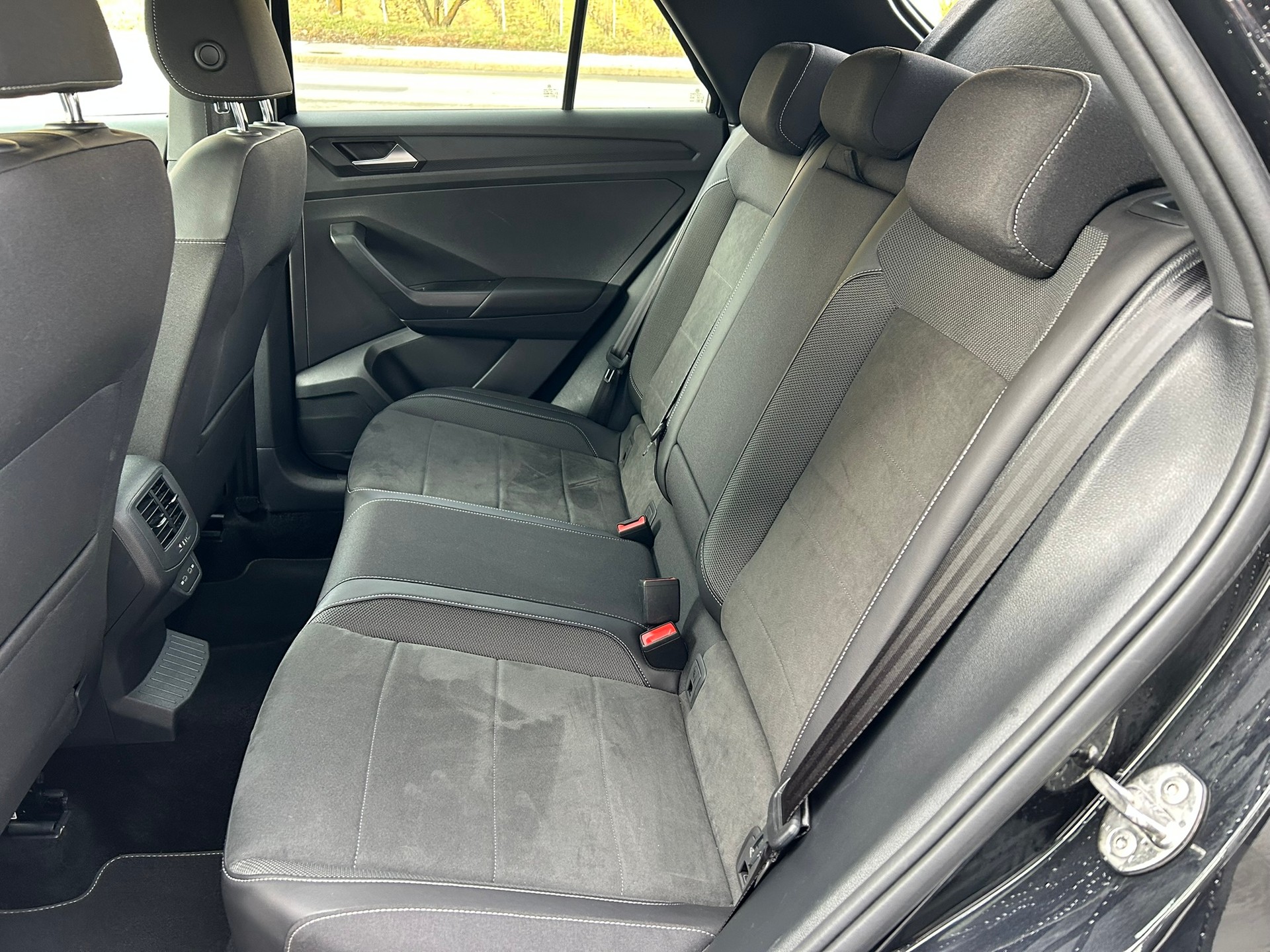 VW T-Roc 2.0 TSI R-Line DSG 4Motion - 7