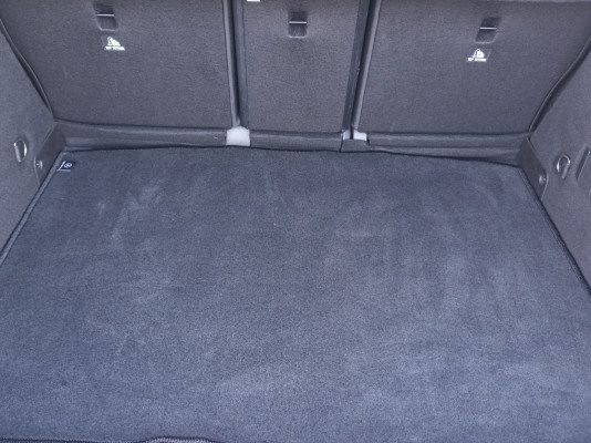 MERCEDES-BENZ B 250 e AMG Line - 11