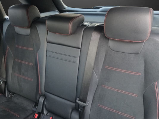 MERCEDES-BENZ B 250 e AMG Line - 10