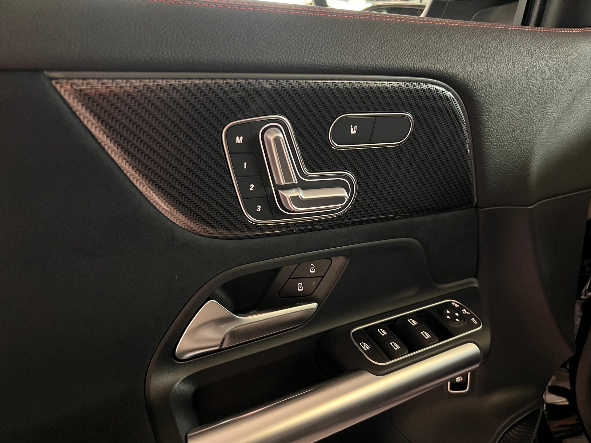 MERCEDES-BENZ GLA 250 4Matic 8G-DCT Swiss Star - 14