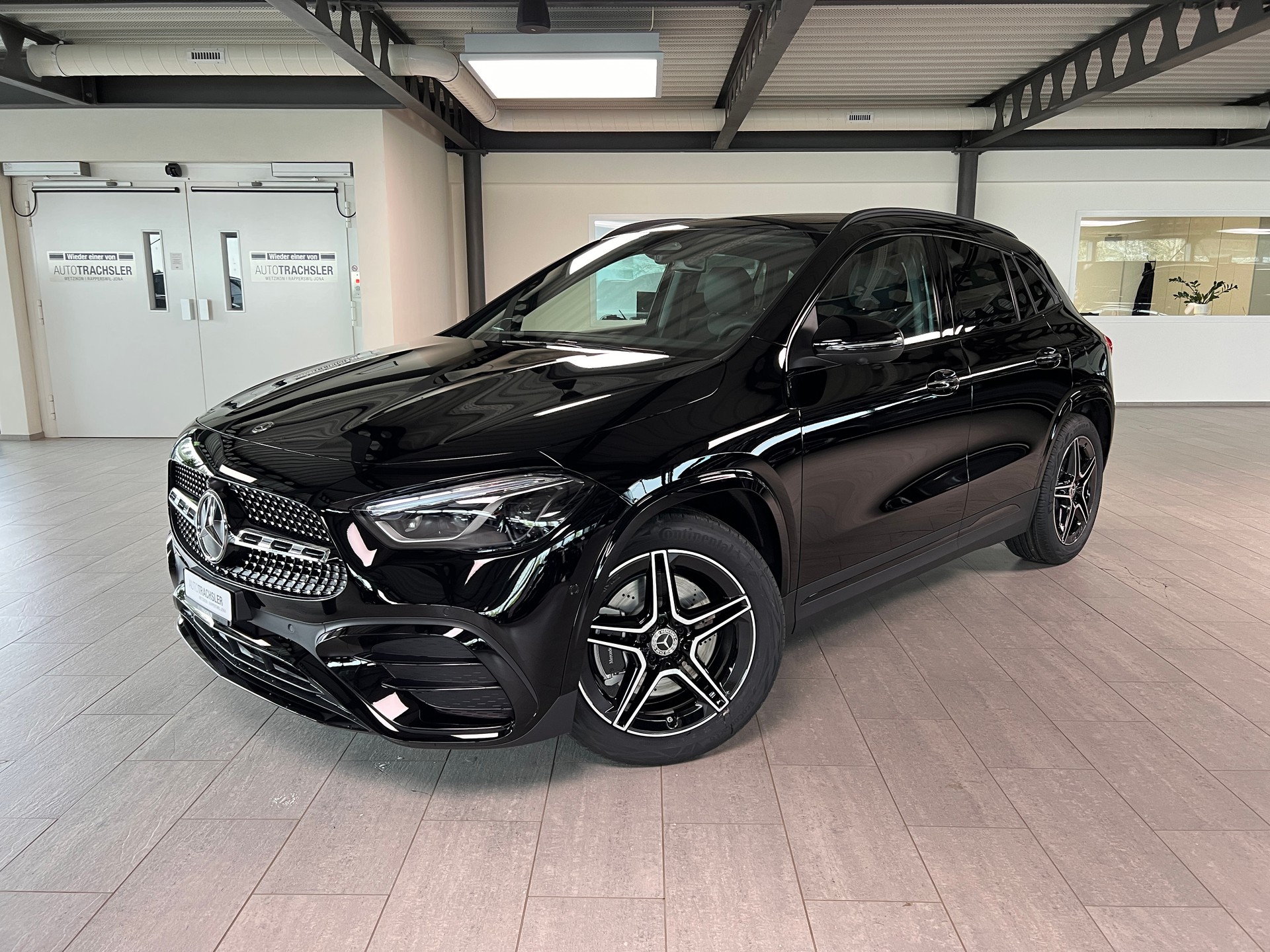 MERCEDES-BENZ GLA 250 4Matic 8G-DCT Swiss Star