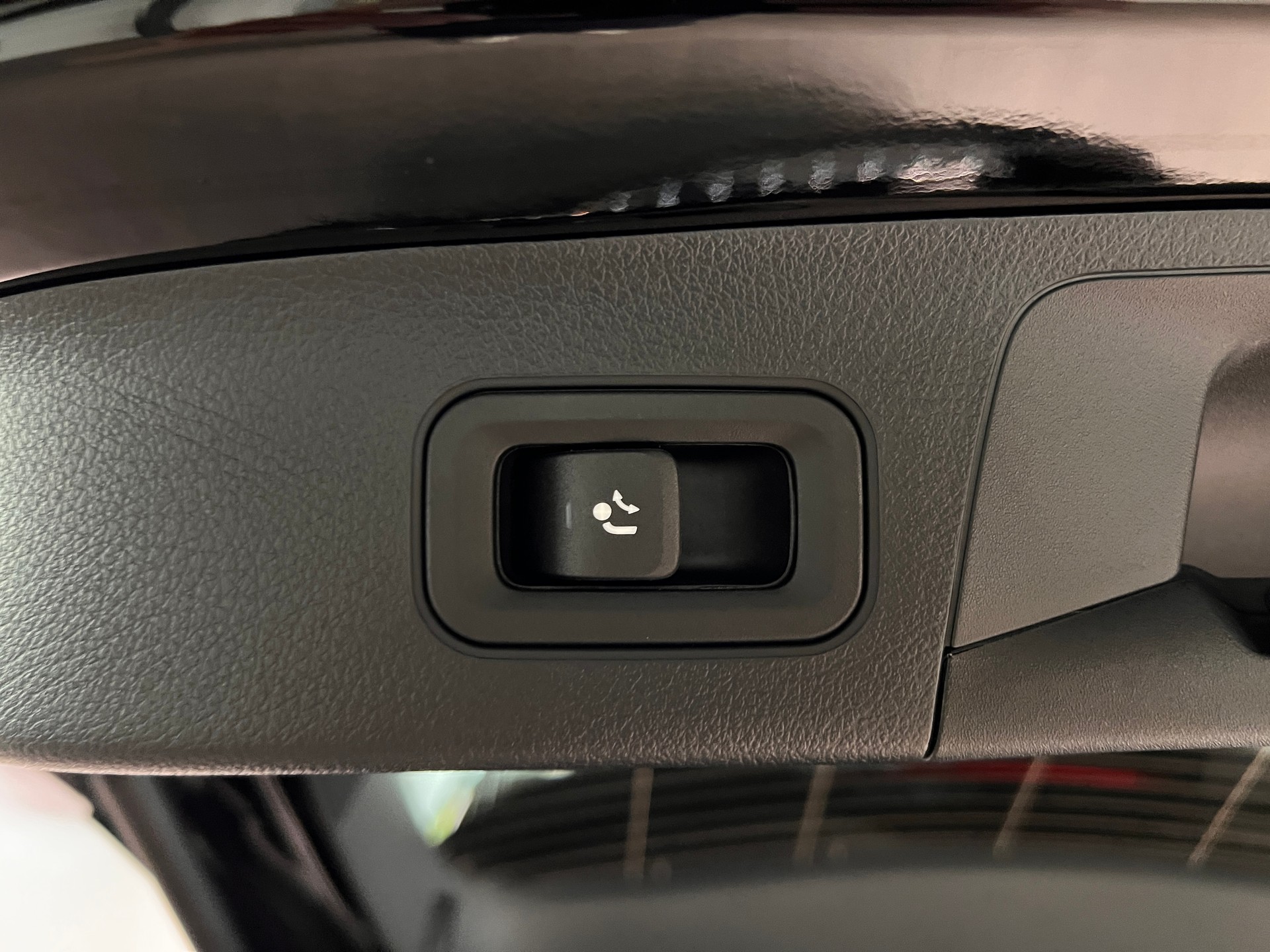 MERCEDES-BENZ GLA 250 4Matic 8G-DCT Swiss Star - 8