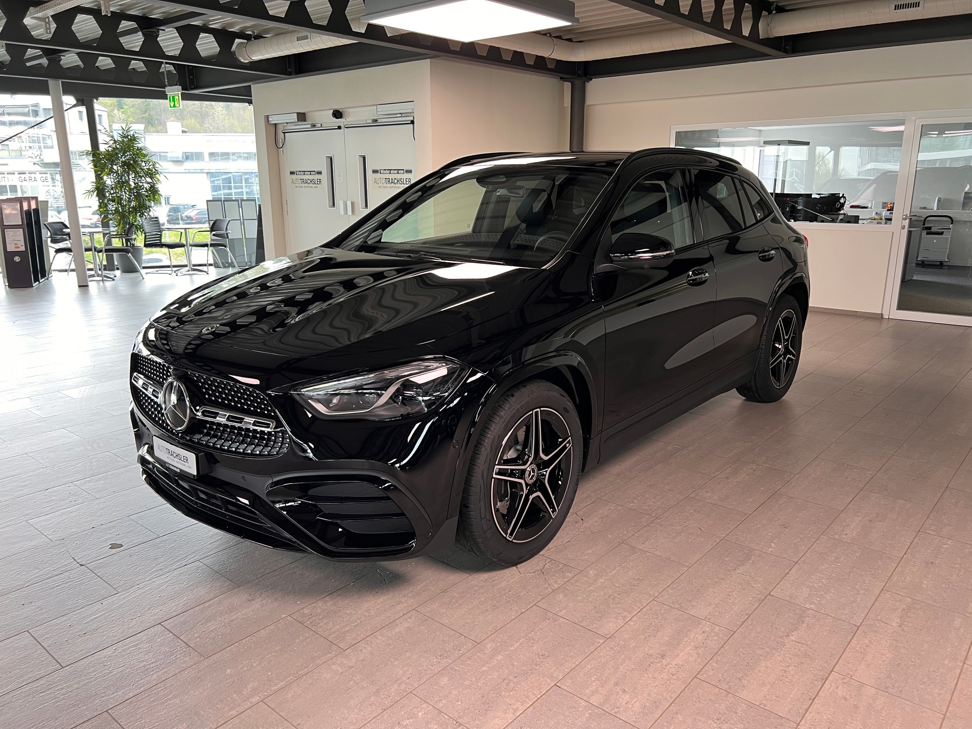 MERCEDES-BENZ GLA 250 4Matic 8G-DCT Swiss Star - 4