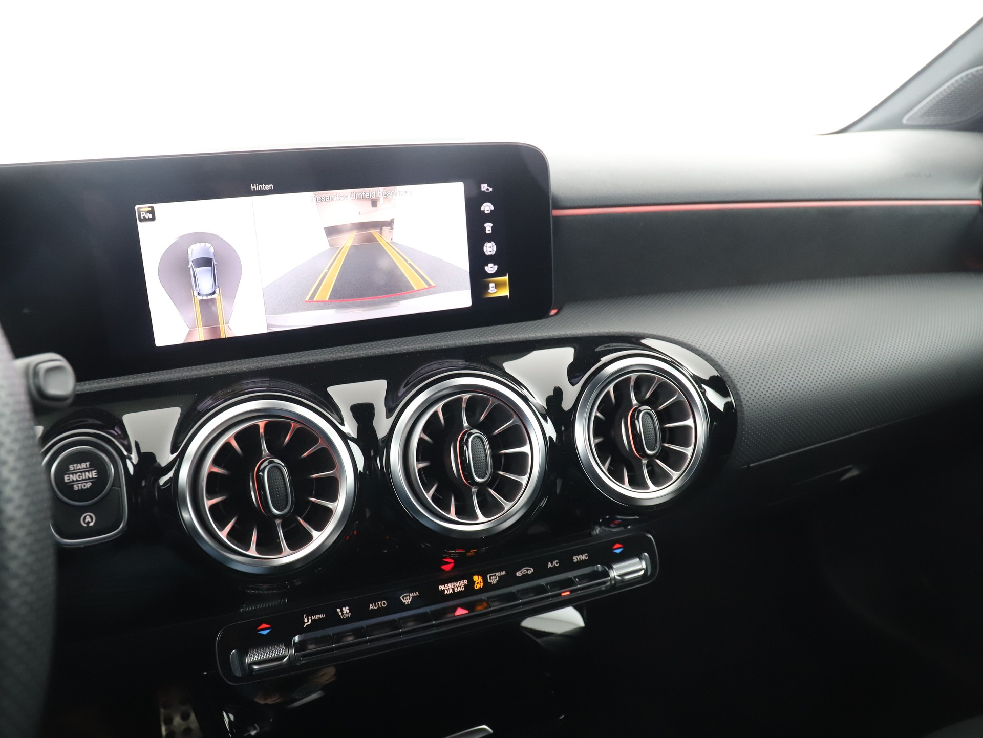 MERCEDES-BENZ A 200 AMG Line - 15