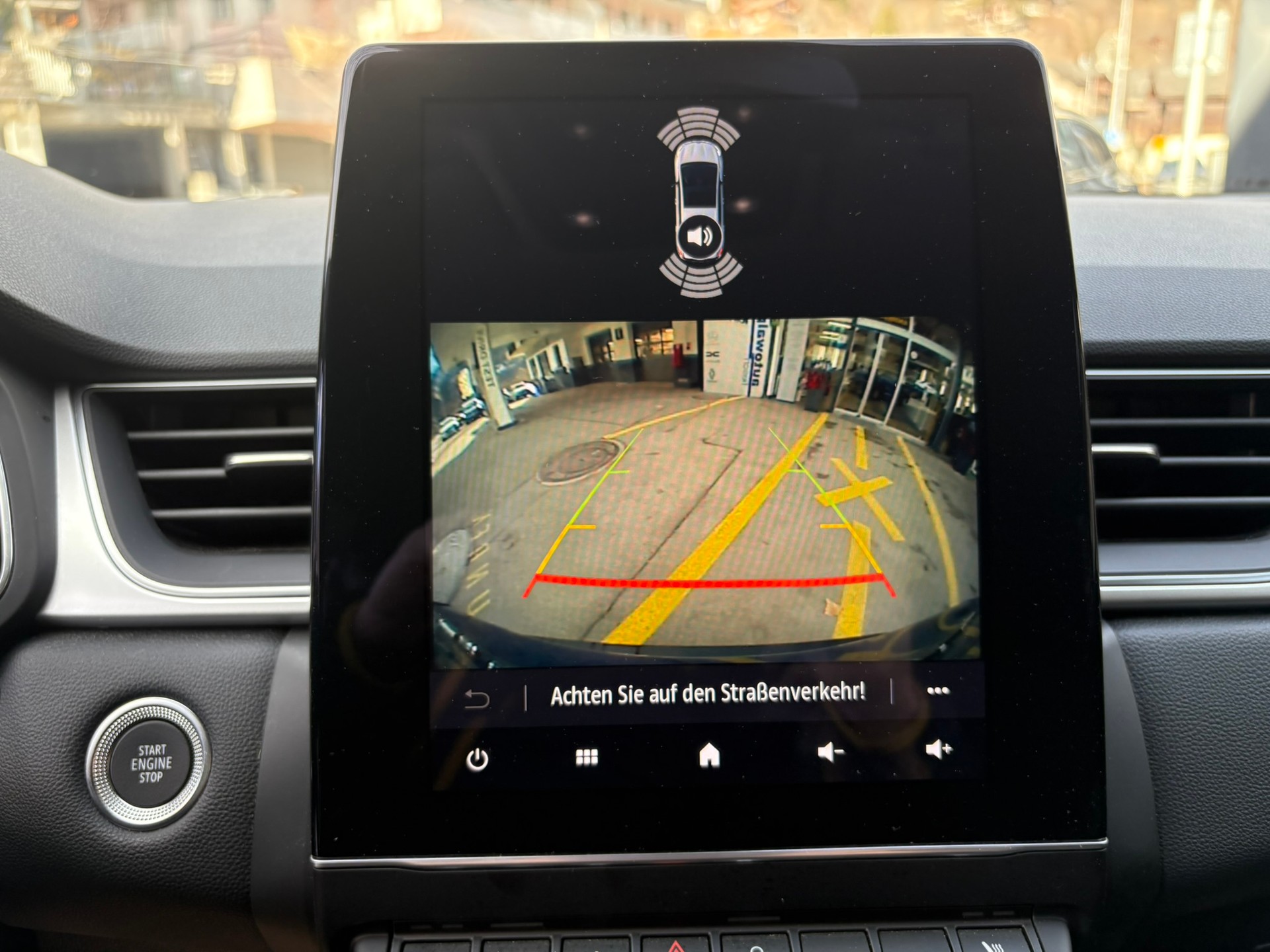 RENAULT Captur 1.3 TCe Techno EDC - 9