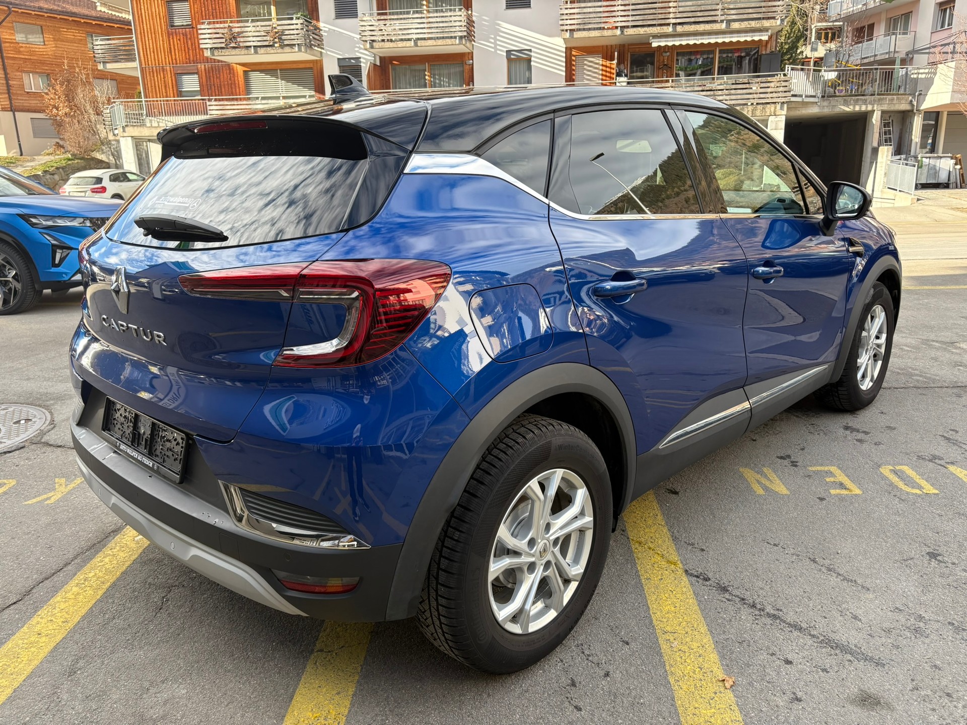 RENAULT Captur 1.3 TCe Techno EDC - 3