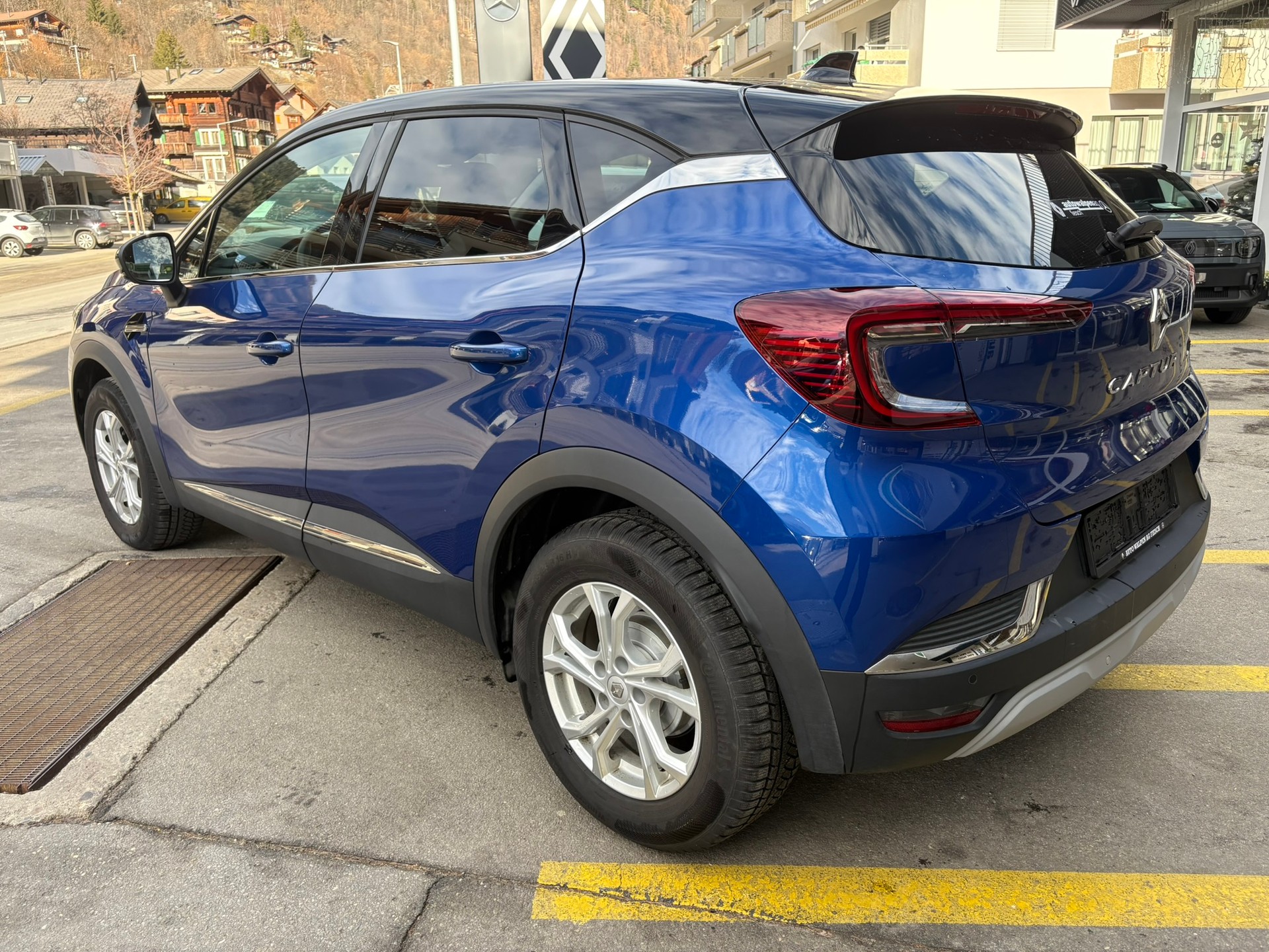 RENAULT Captur 1.3 TCe Techno EDC - 5