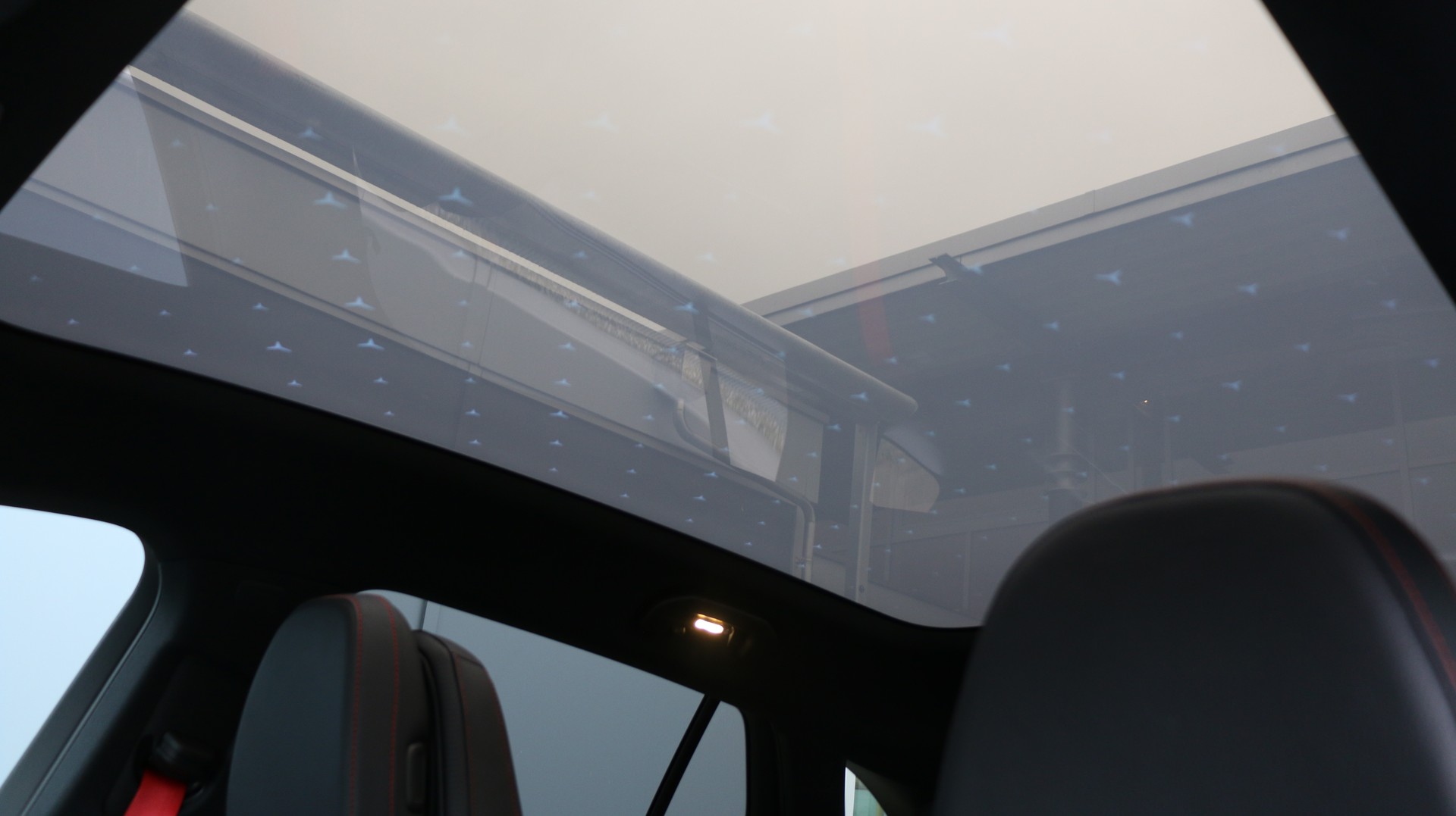 MERCEDES-BENZ GLC 400 4MATIC mit EQ Technologie - 26