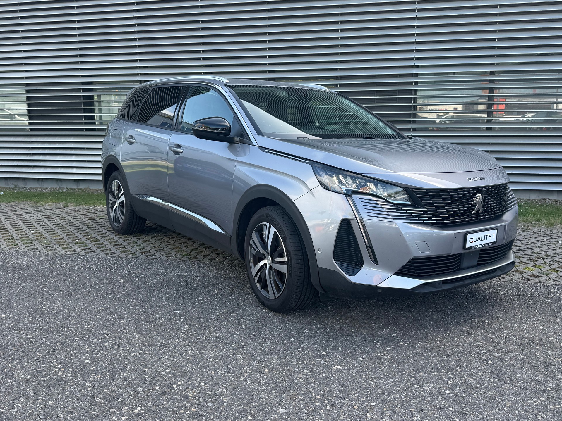 PEUGEOT 5008 1.5 BlueHDi GT Pack EAT8 7 Platz