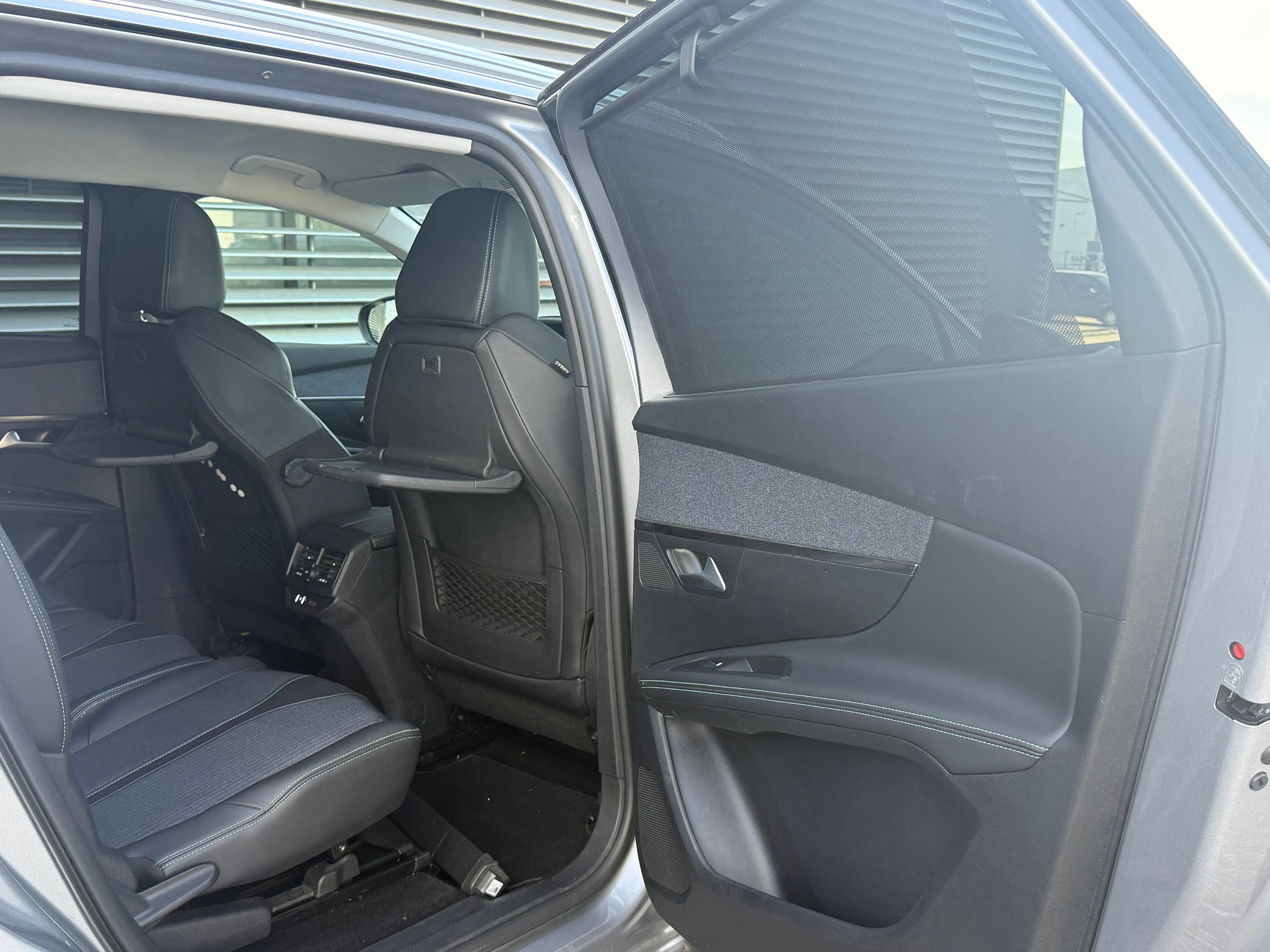PEUGEOT 5008 1.5 BlueHDi GT Pack EAT8 7 Platz - 10