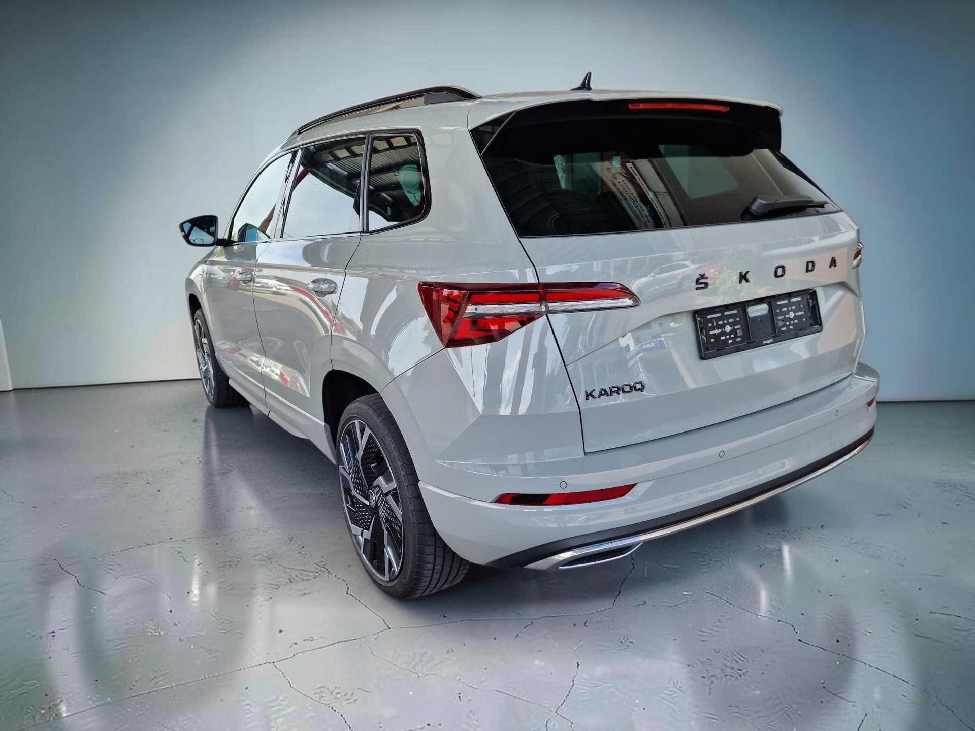 SKODA Karoq 1.5 TSI SportLine DSG 8xAlu AHK1.5t 24Mt Gara - 7