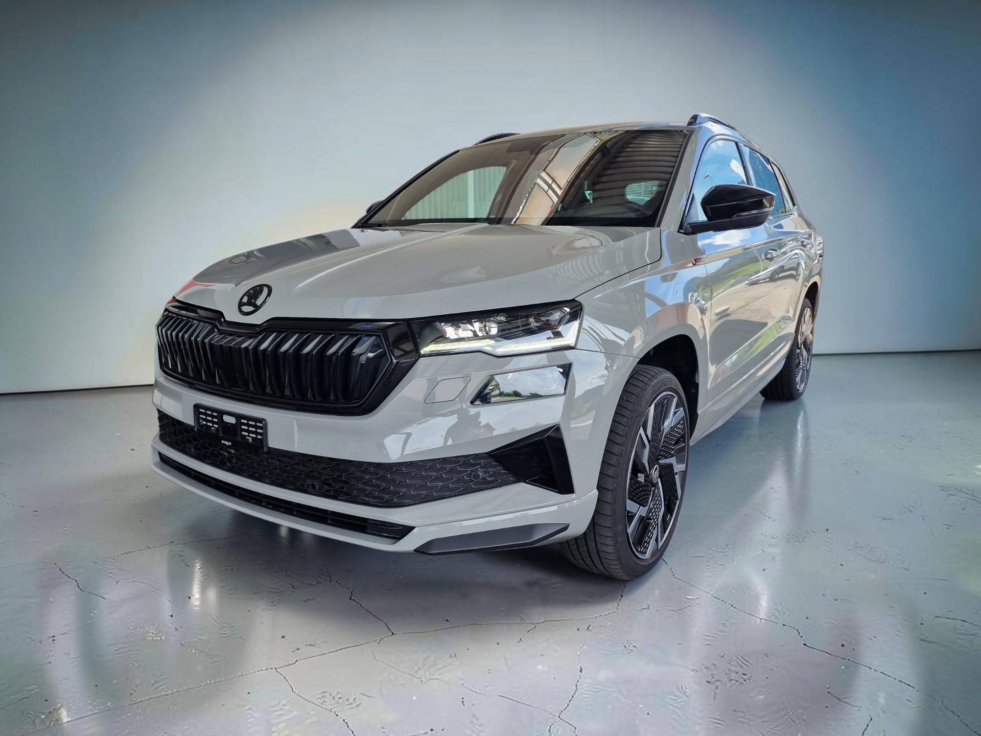 SKODA Karoq 1.5 TSI SportLine DSG 8xAlu AHK1.5t 24Mt Gara - 4