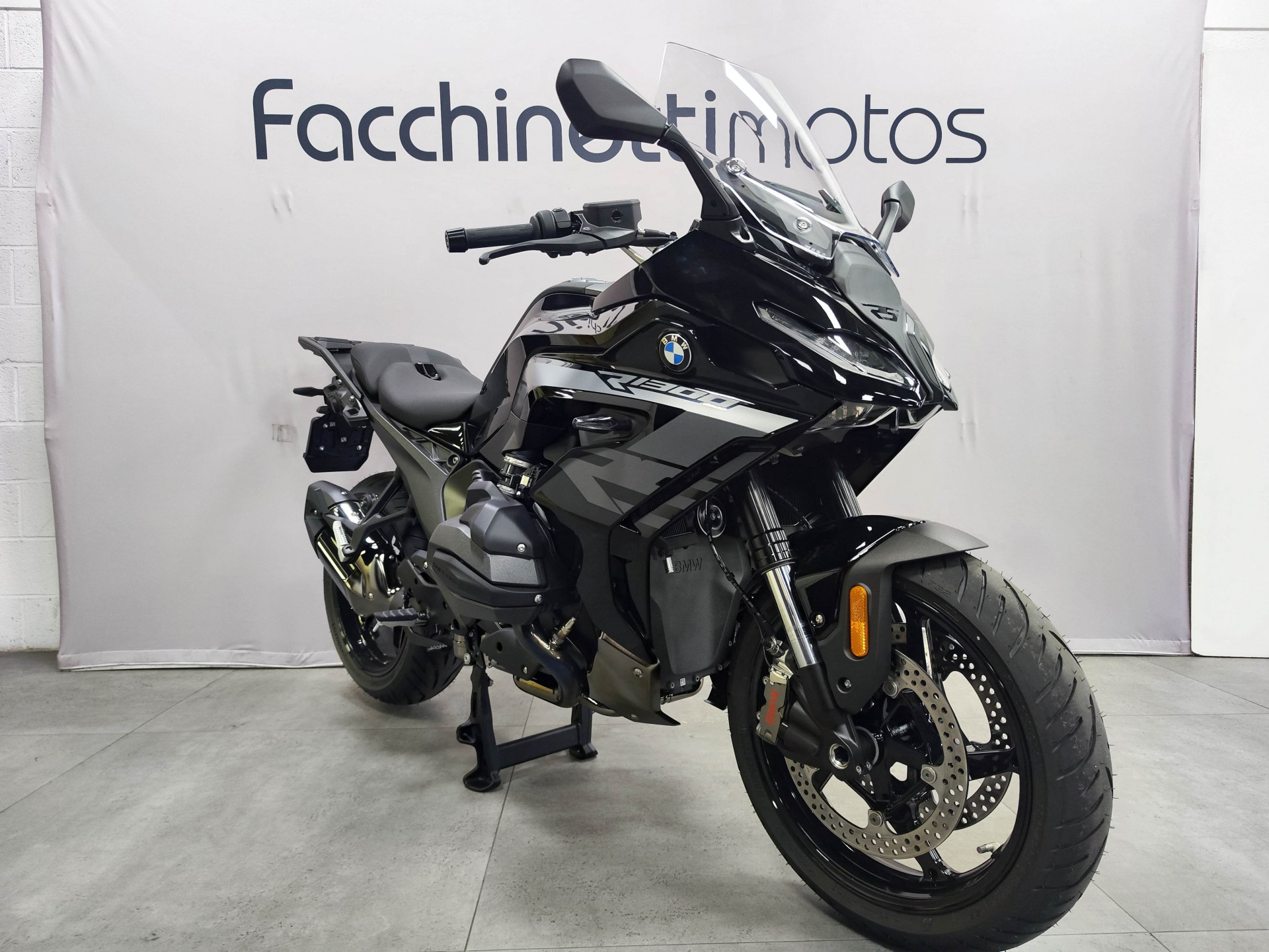 BMW R 1300 RS Triple Black *** Leasing 3.9% *** - 2