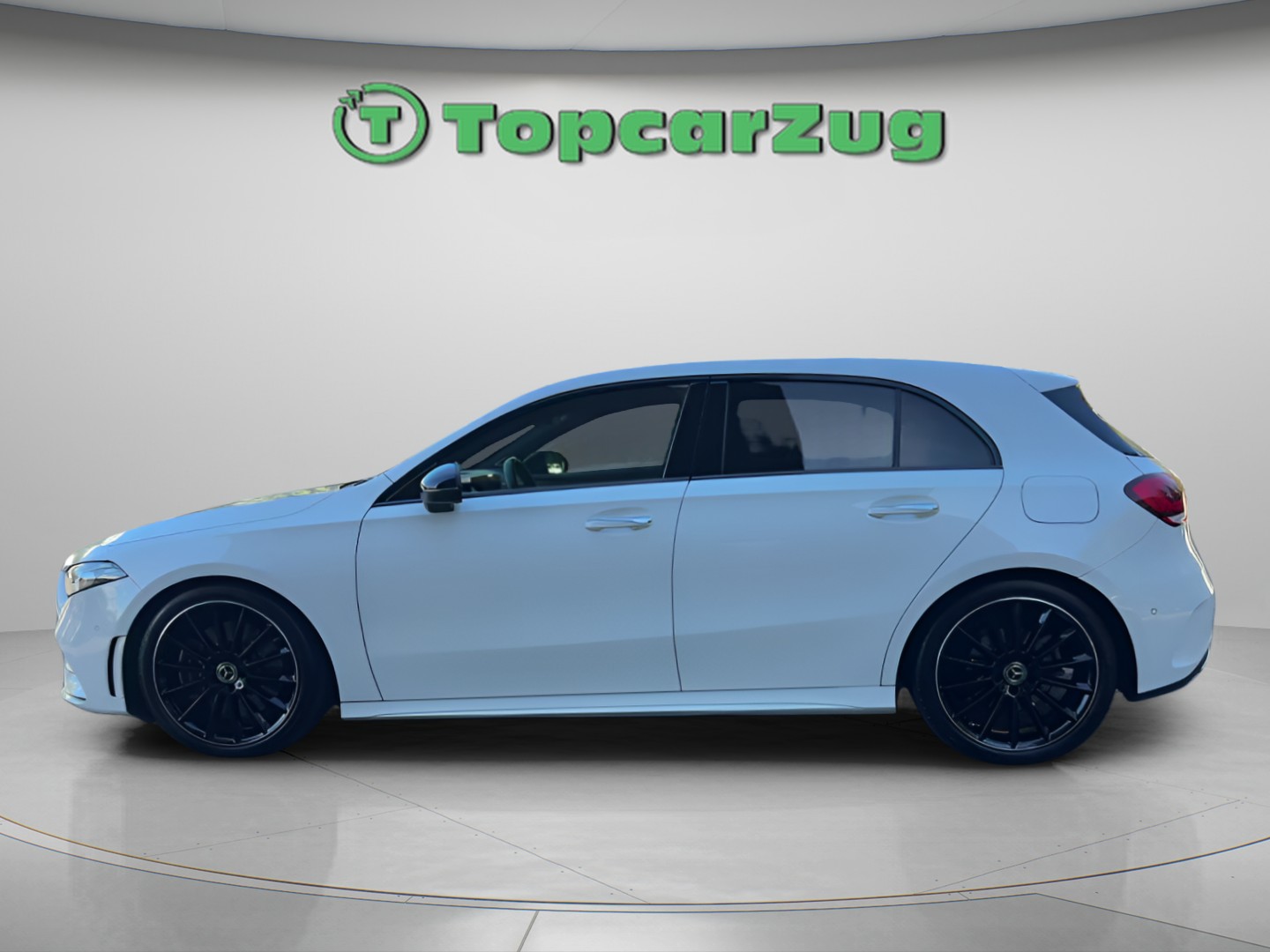 MERCEDES-BENZ A 250 AMG Line 7G-DCT - 9