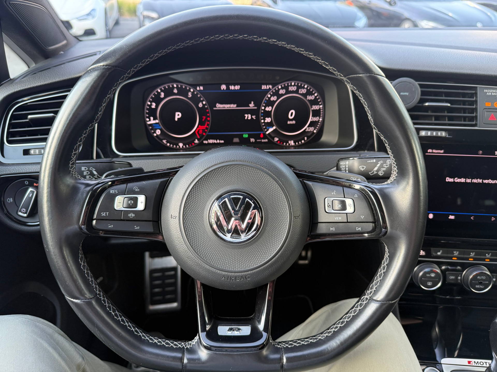 VW Golf 2.0 TSI R 4Motion DSG - 12