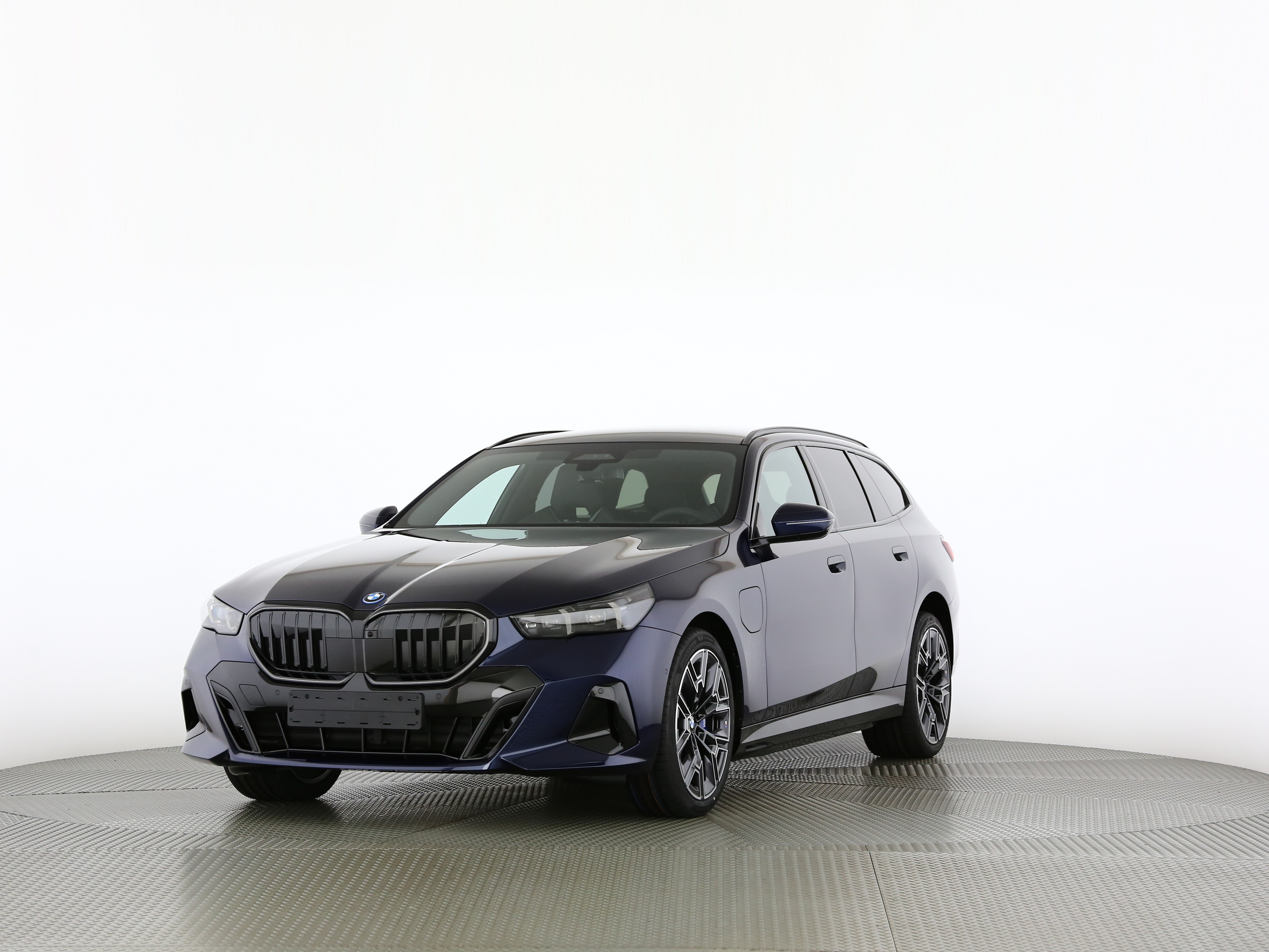 550e xDrive Touring M Sport Pro Steptronic