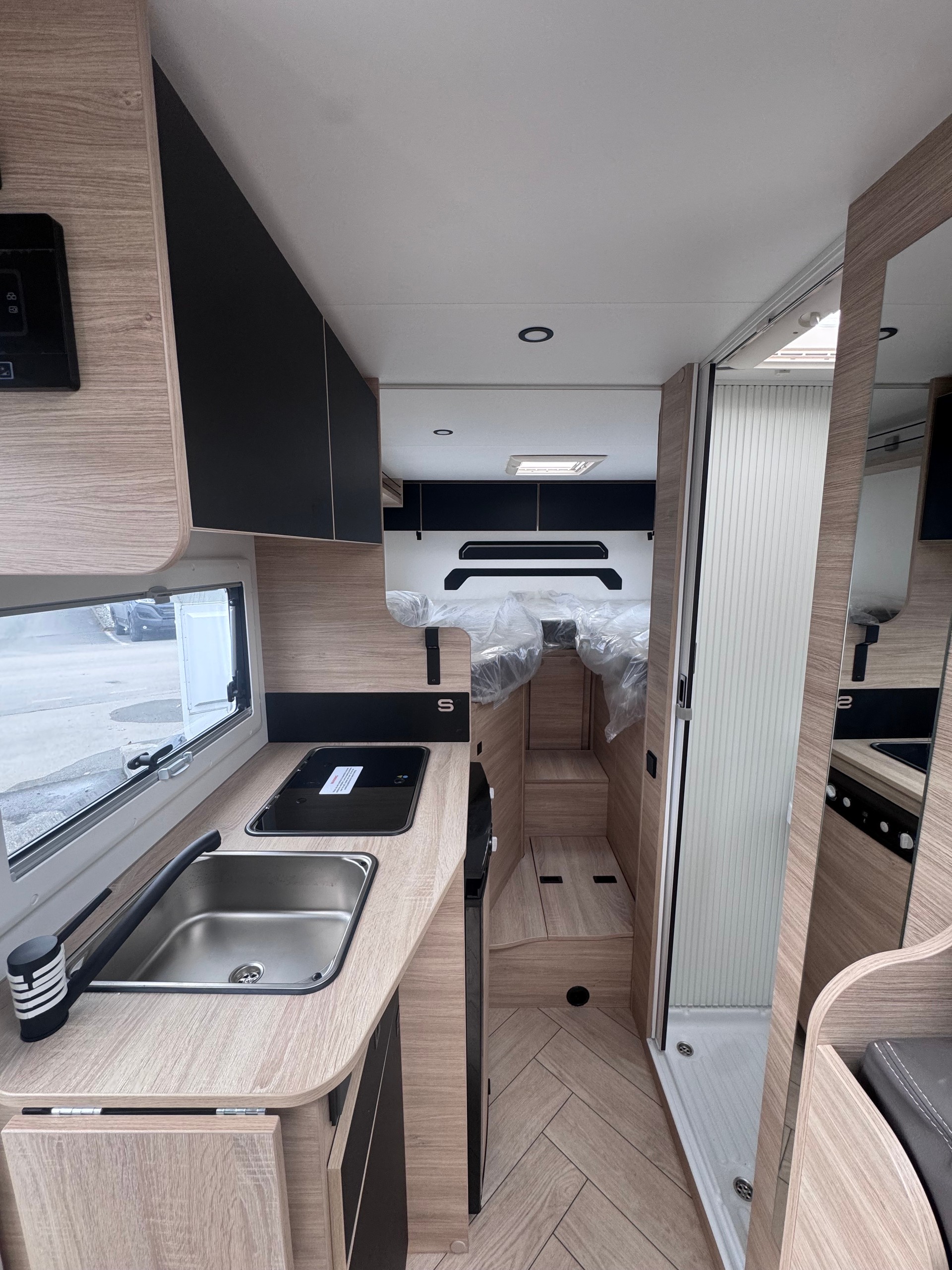 CHALLENGER Ford S217 Sport Edition - 11