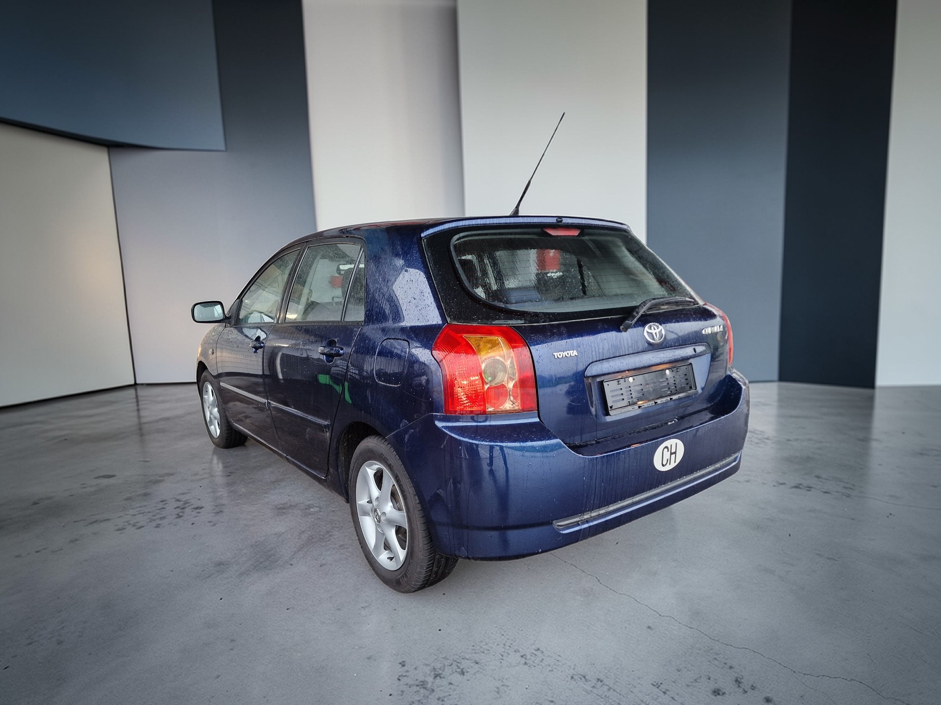 TOYOTA Corolla 1.6 Linea Terra 12Mt Gara MFK Neu - 6