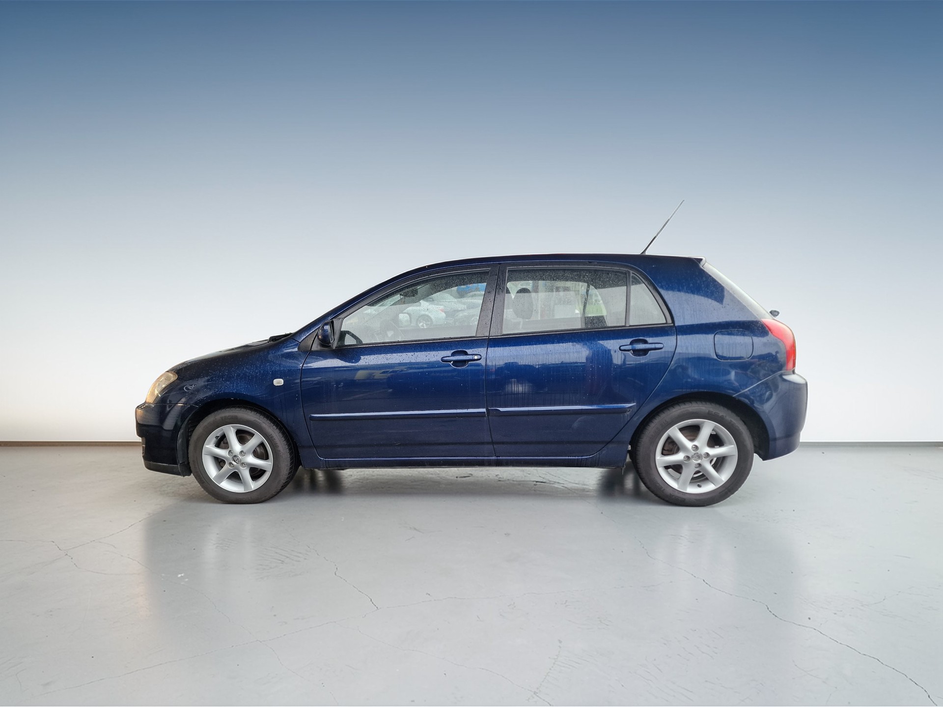 TOYOTA Corolla 1.6 Linea Terra 12Mt Gara MFK Neu - 5