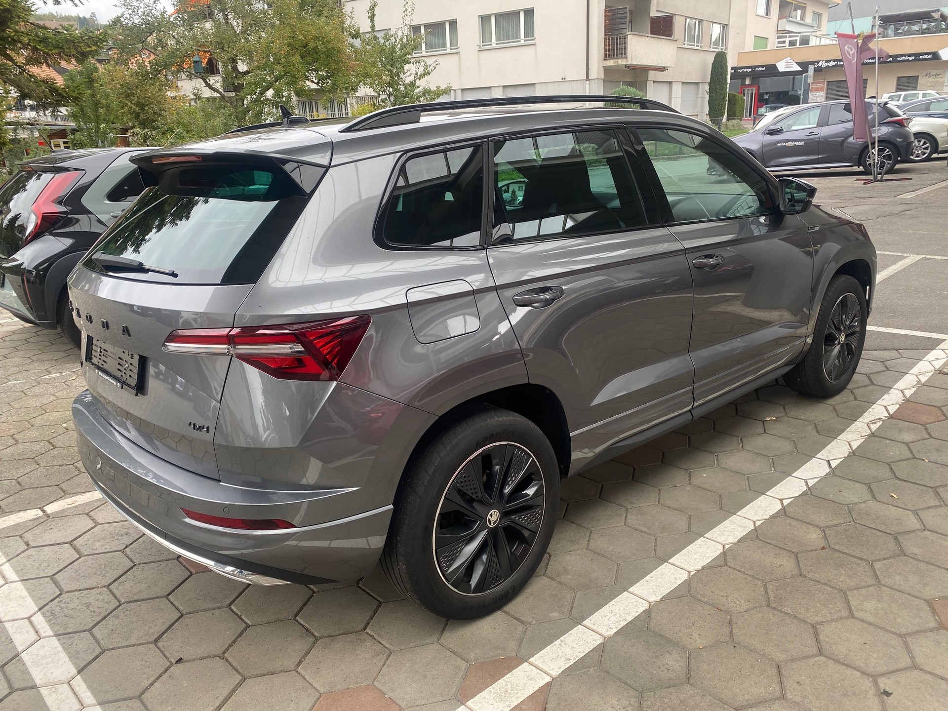 SKODA Karoq 2.0 TSI SportLine 4x4 DSG - 4