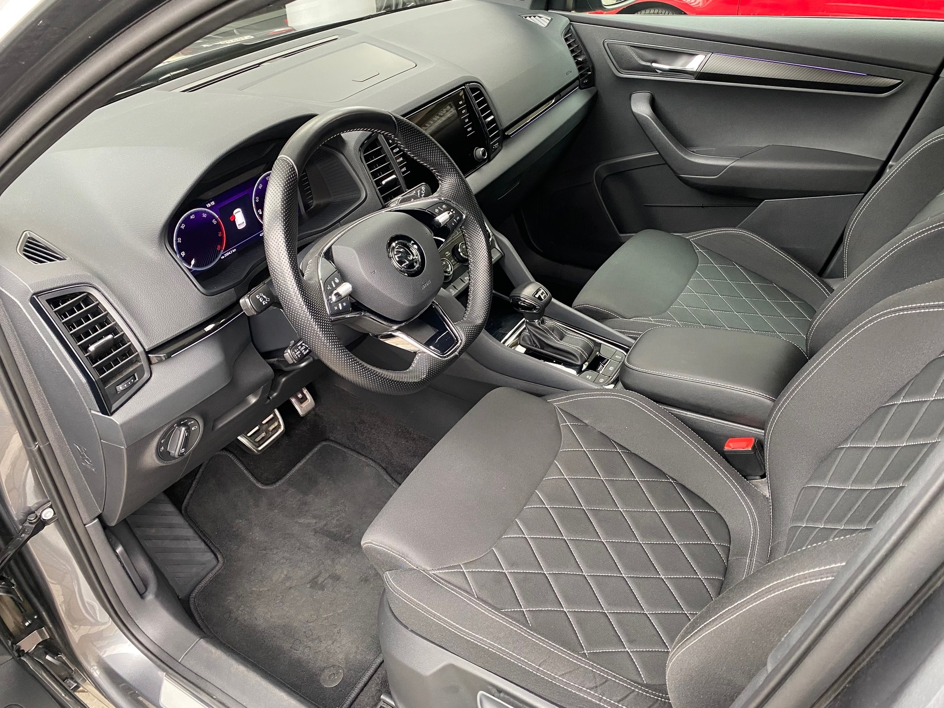 SKODA Karoq 2.0 TSI SportLine 4x4 DSG - 5