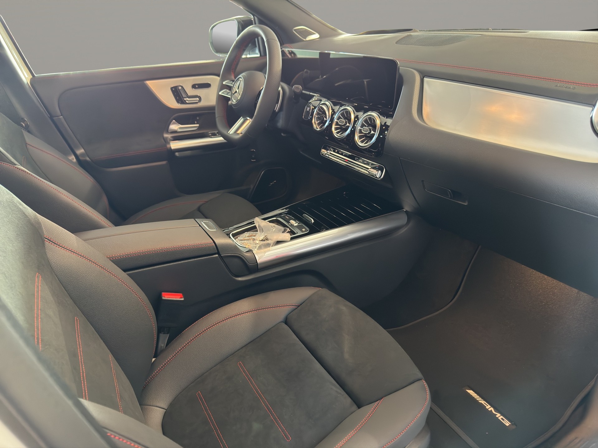 MERCEDES-BENZ EQA 350 66,5 kWh 4Matic Excellence - 10